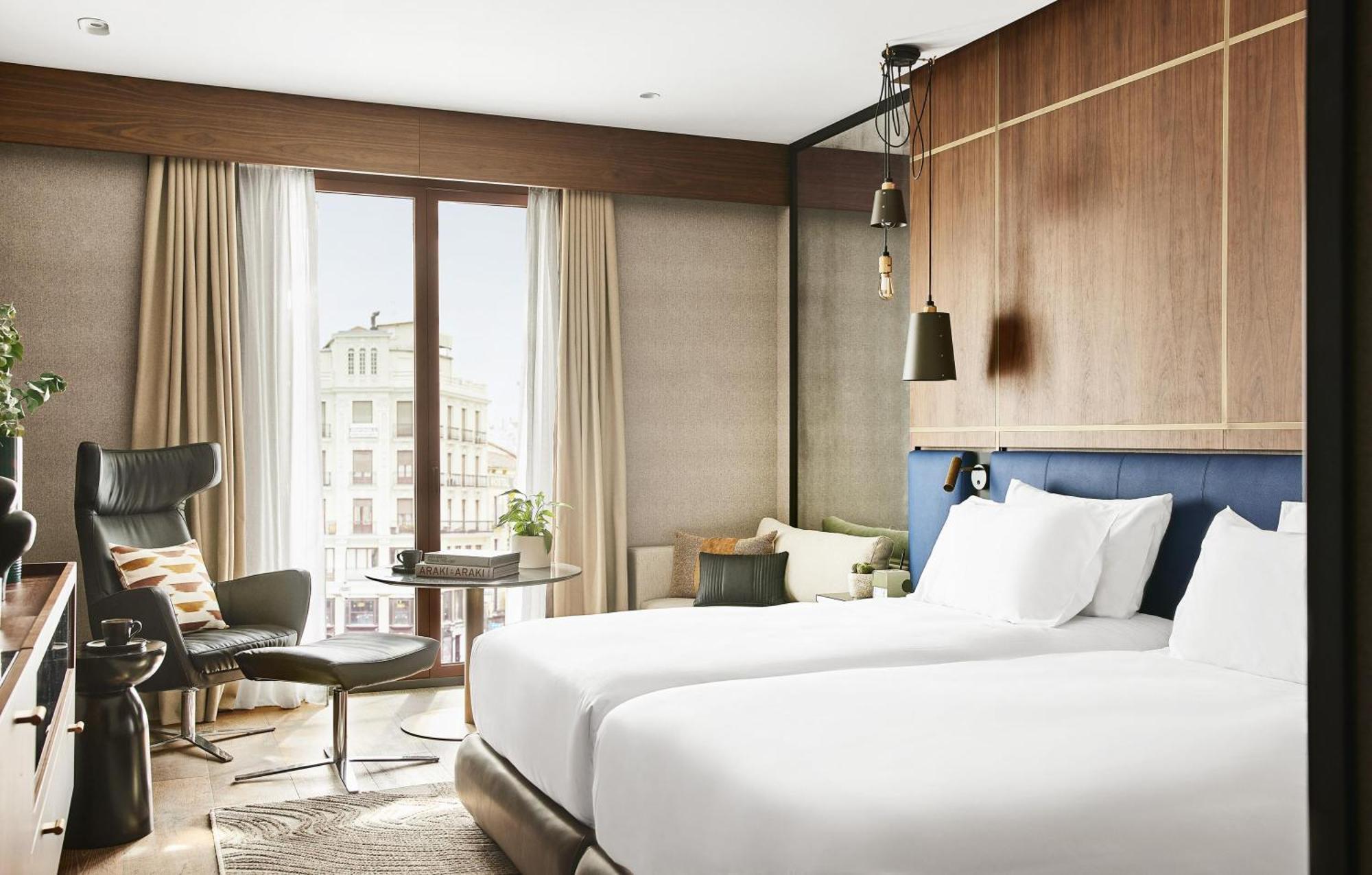 Twin Room with City View,1718530654:JPEG