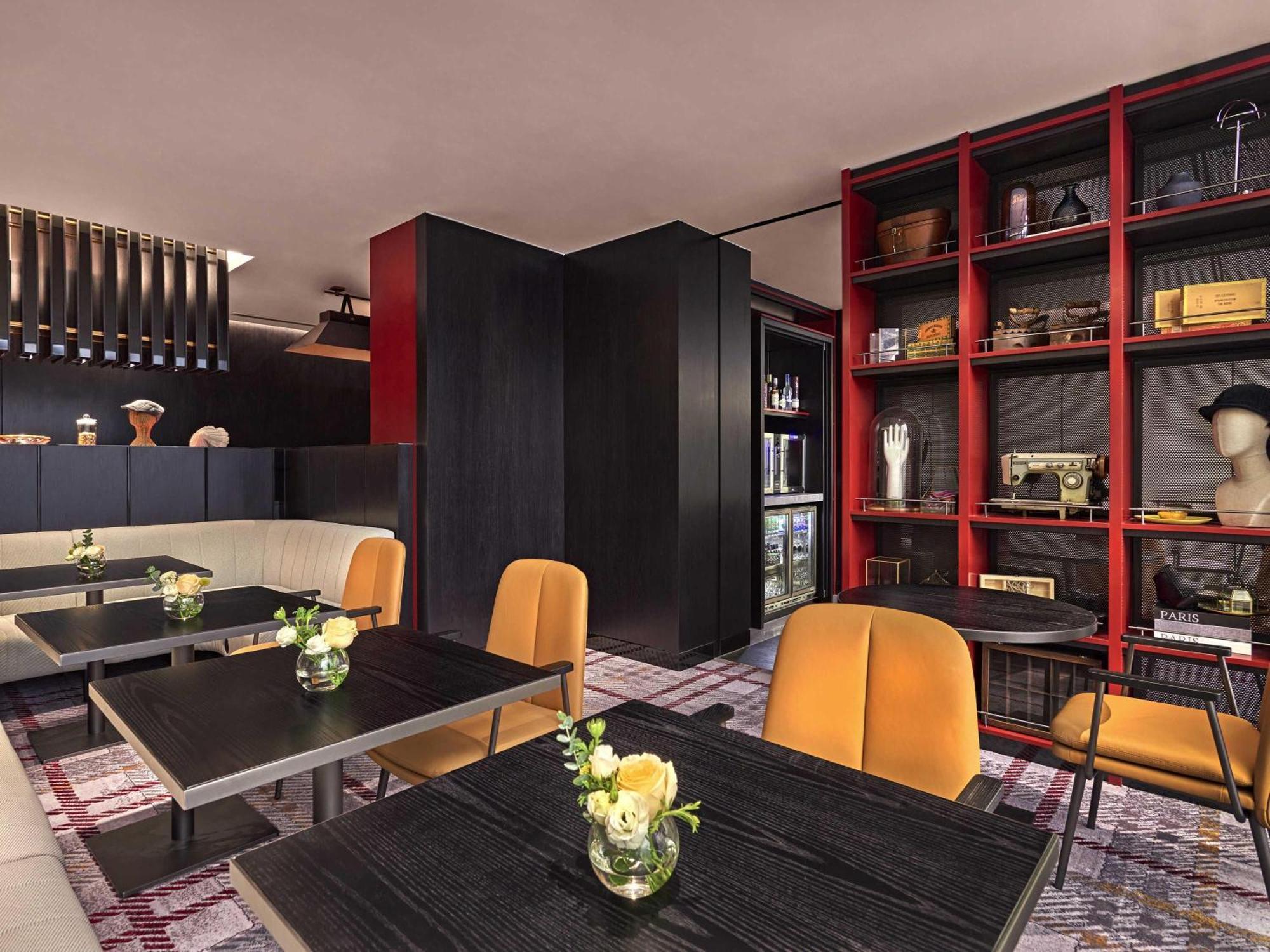 Club Residence, 1 King Bed, Lounge Access,1718568461:JPEG