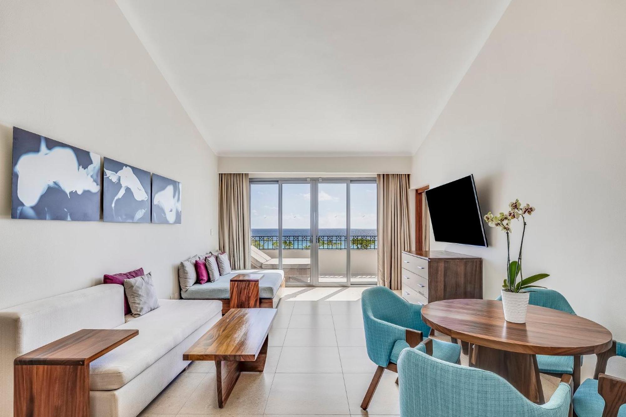 Premium Master Suite