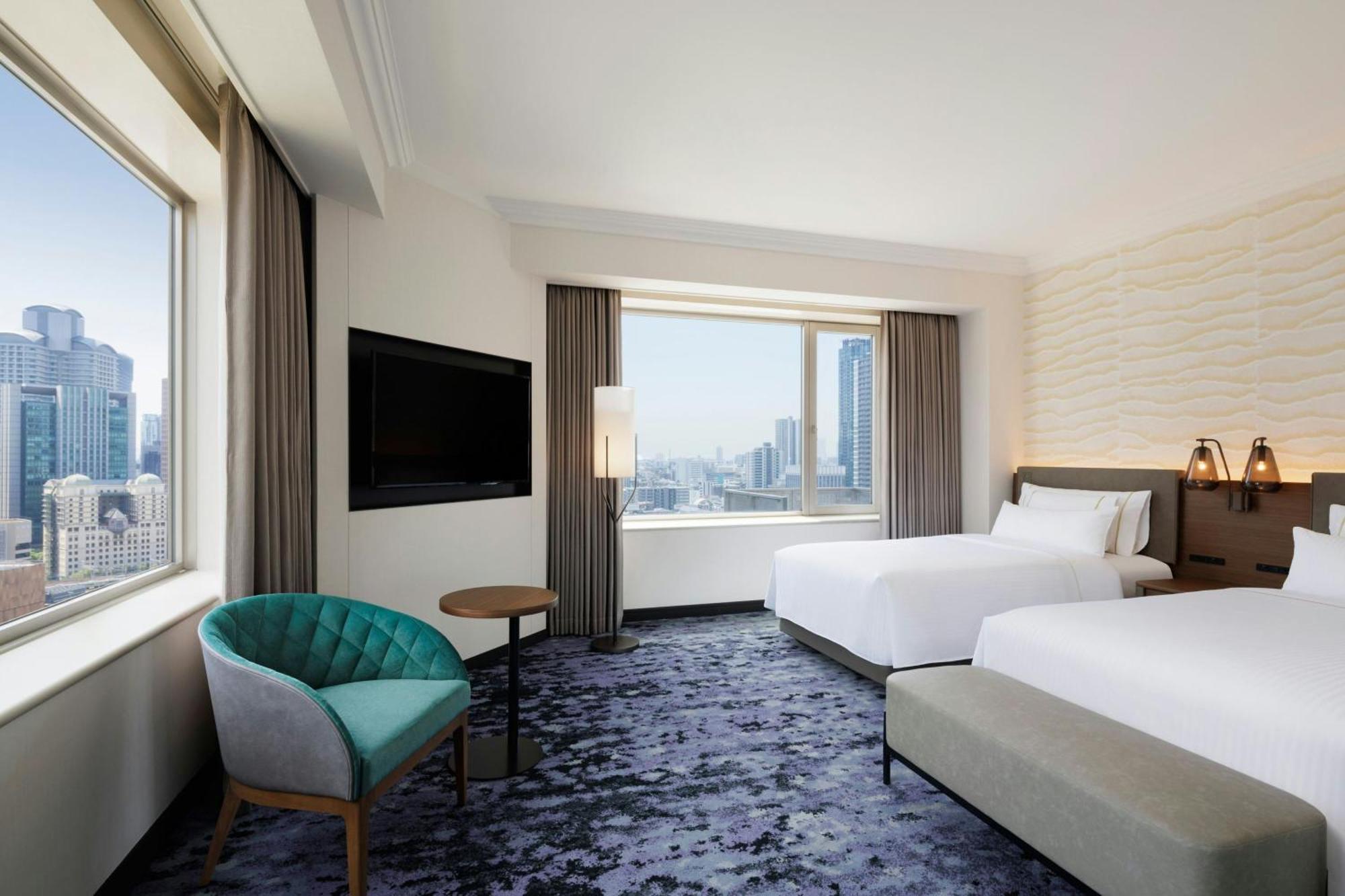 Corner Twin Suite