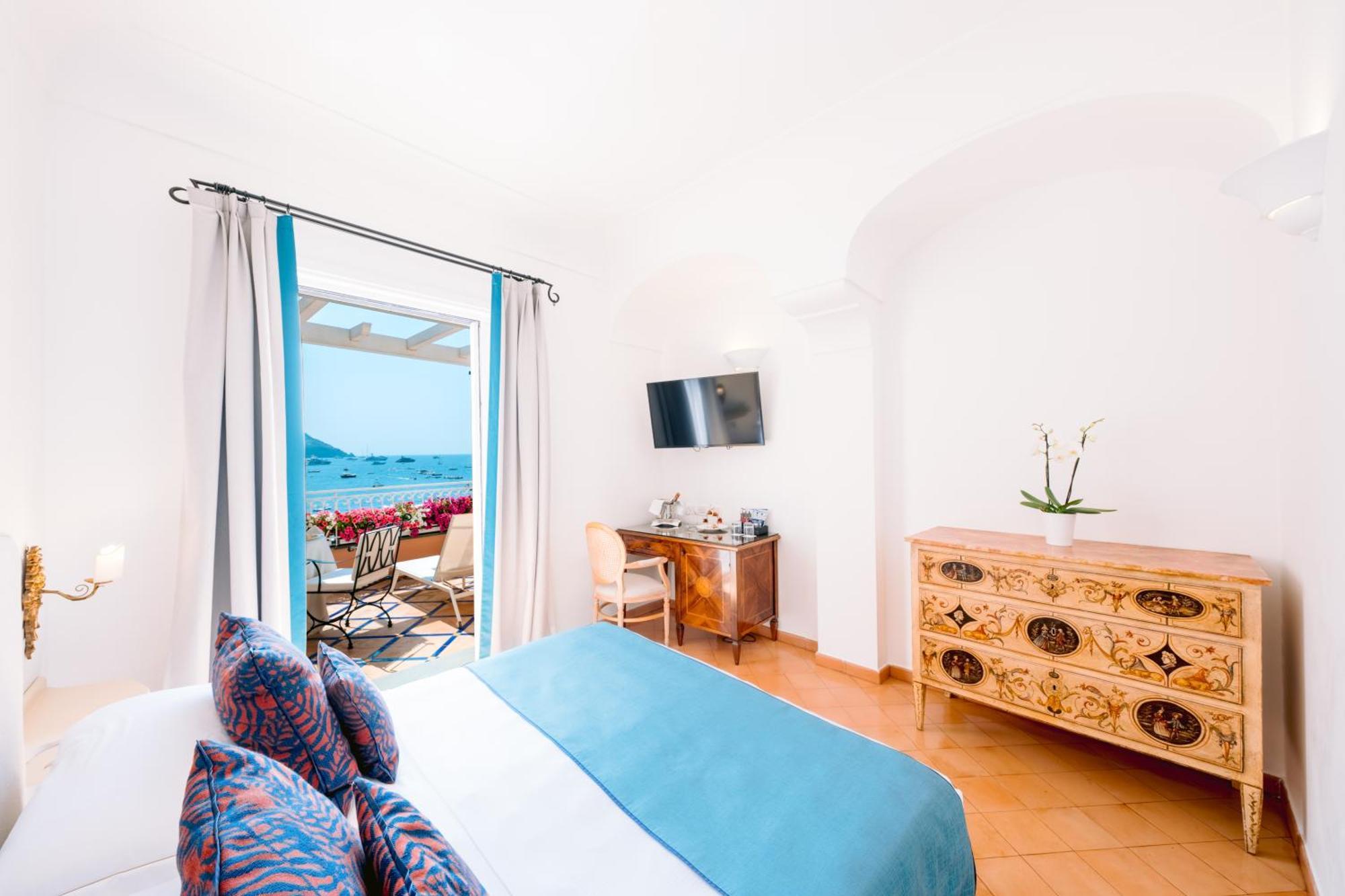 Doppelzimmer mit Balkon und Meerblick