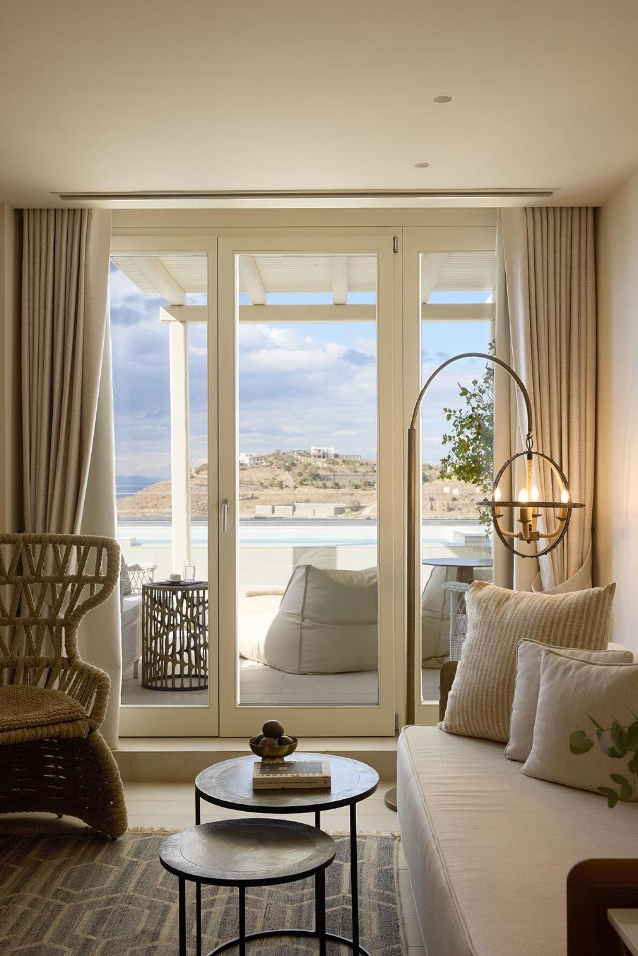 Harmony Hydra Room