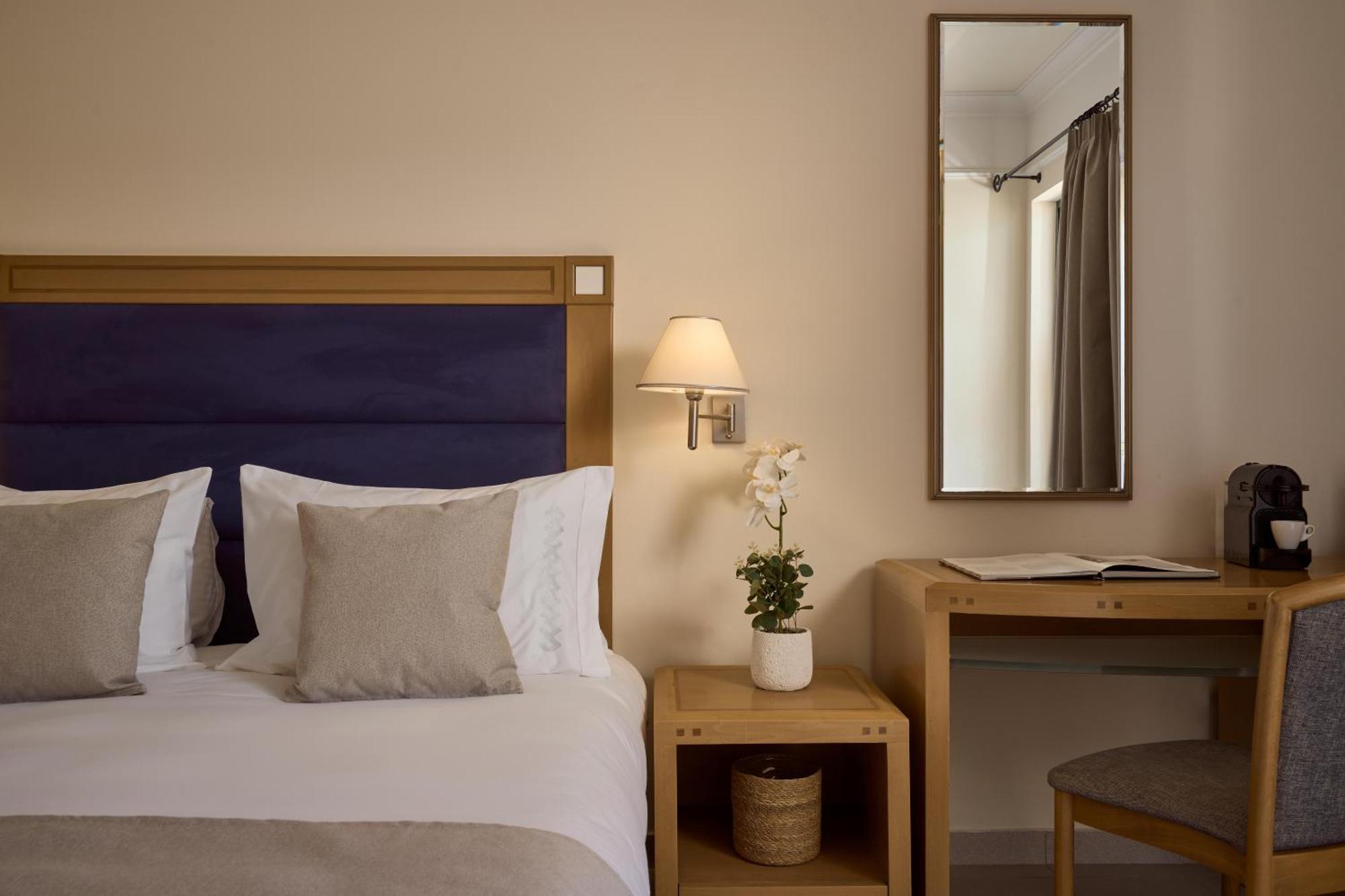 Double or Twin Room Garden View
