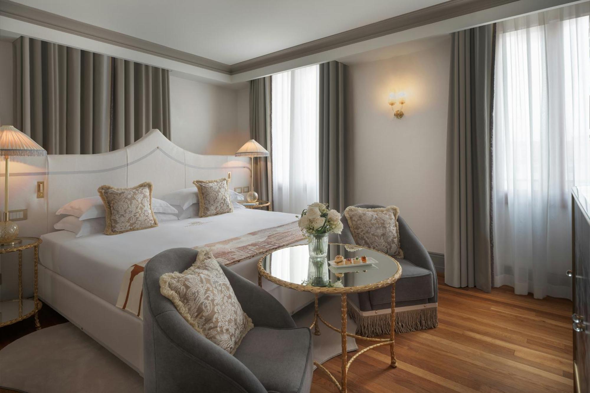 Deluxe Room,1729992266:JPEG