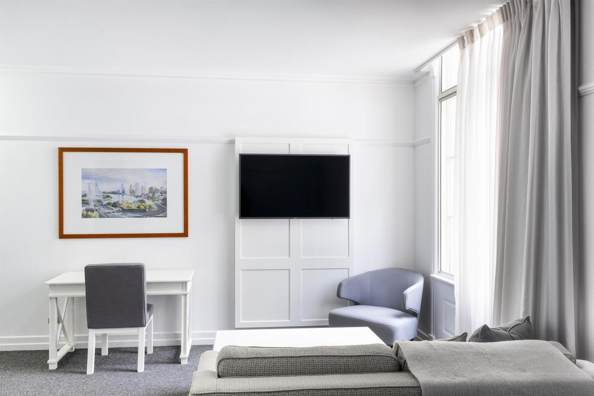 Premier One-Bedroom Apartment