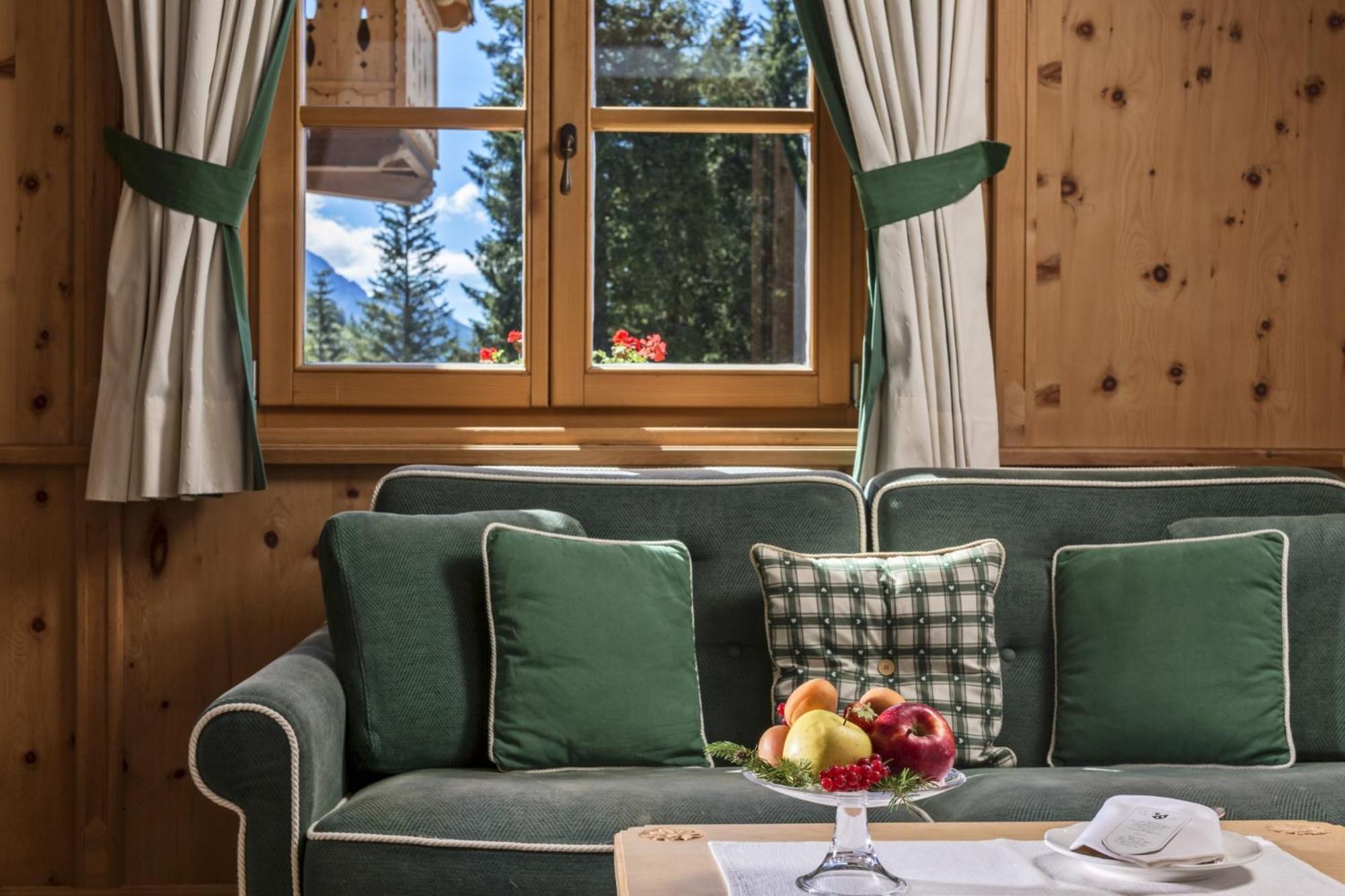 Luxury Suite Mountain View