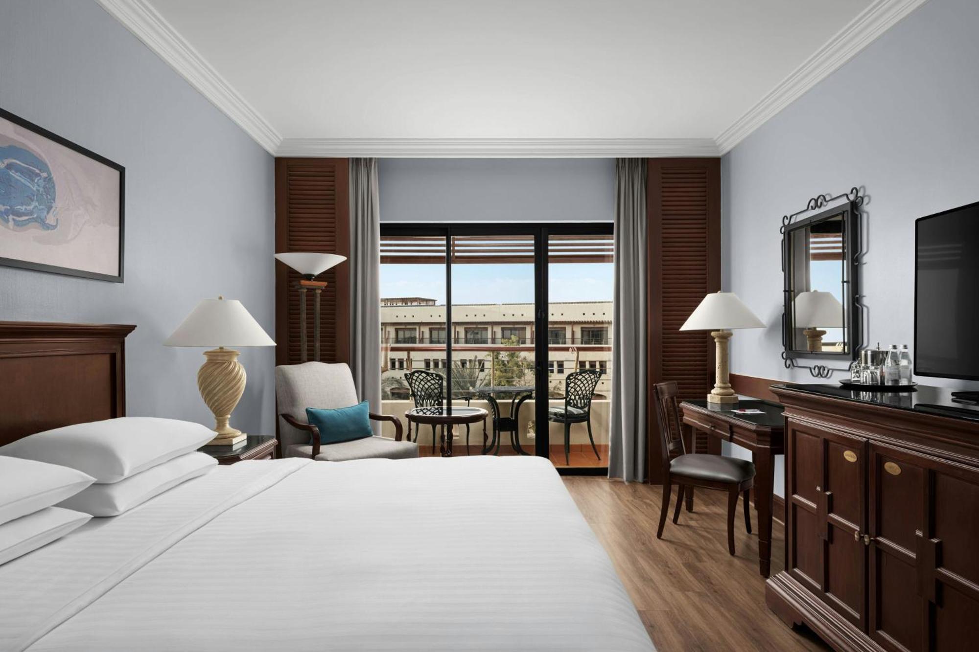 Pool View Room 1 King
