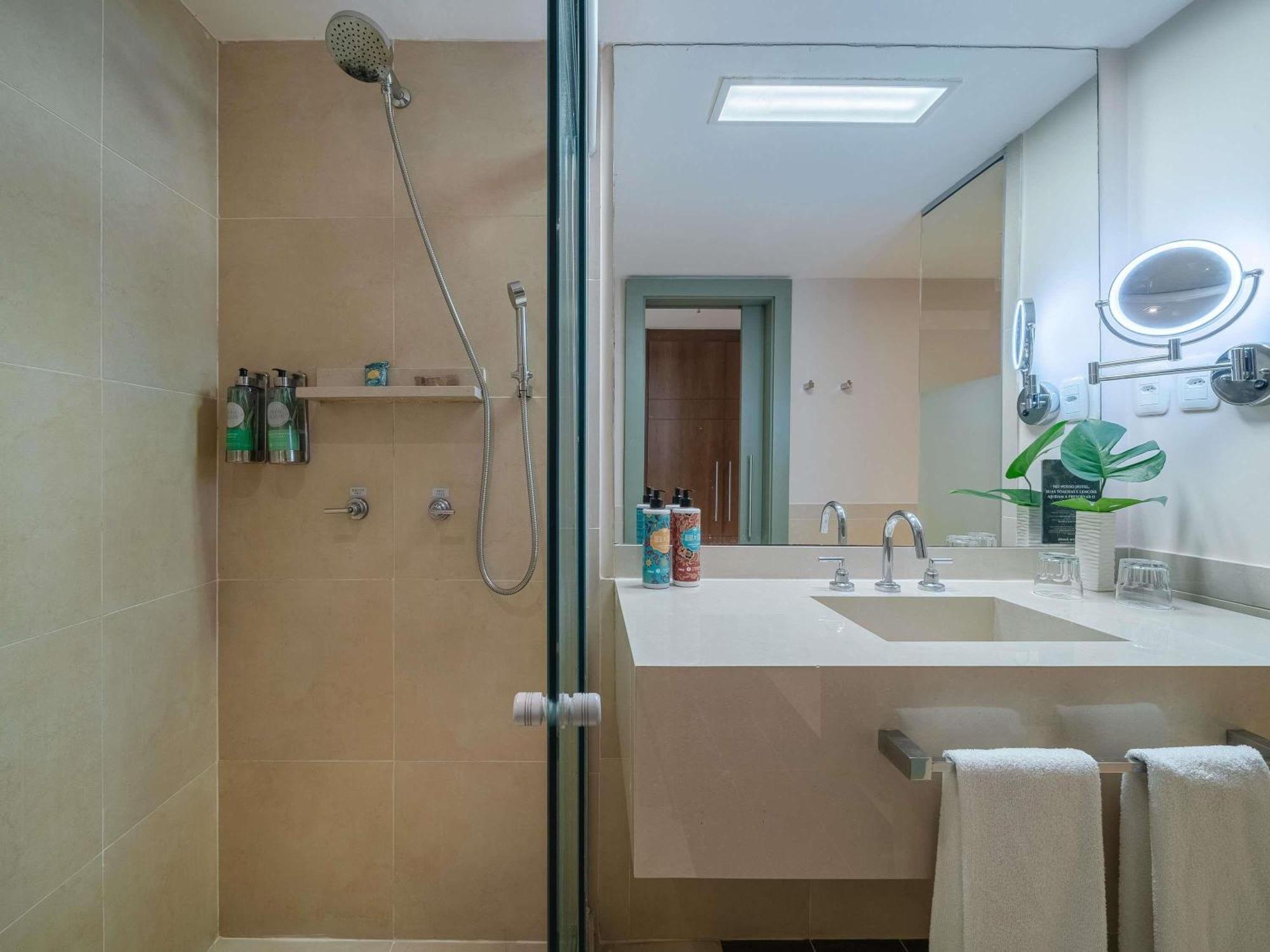 Habitación Deluxe con vistas a la ciudad - Cama extragrande