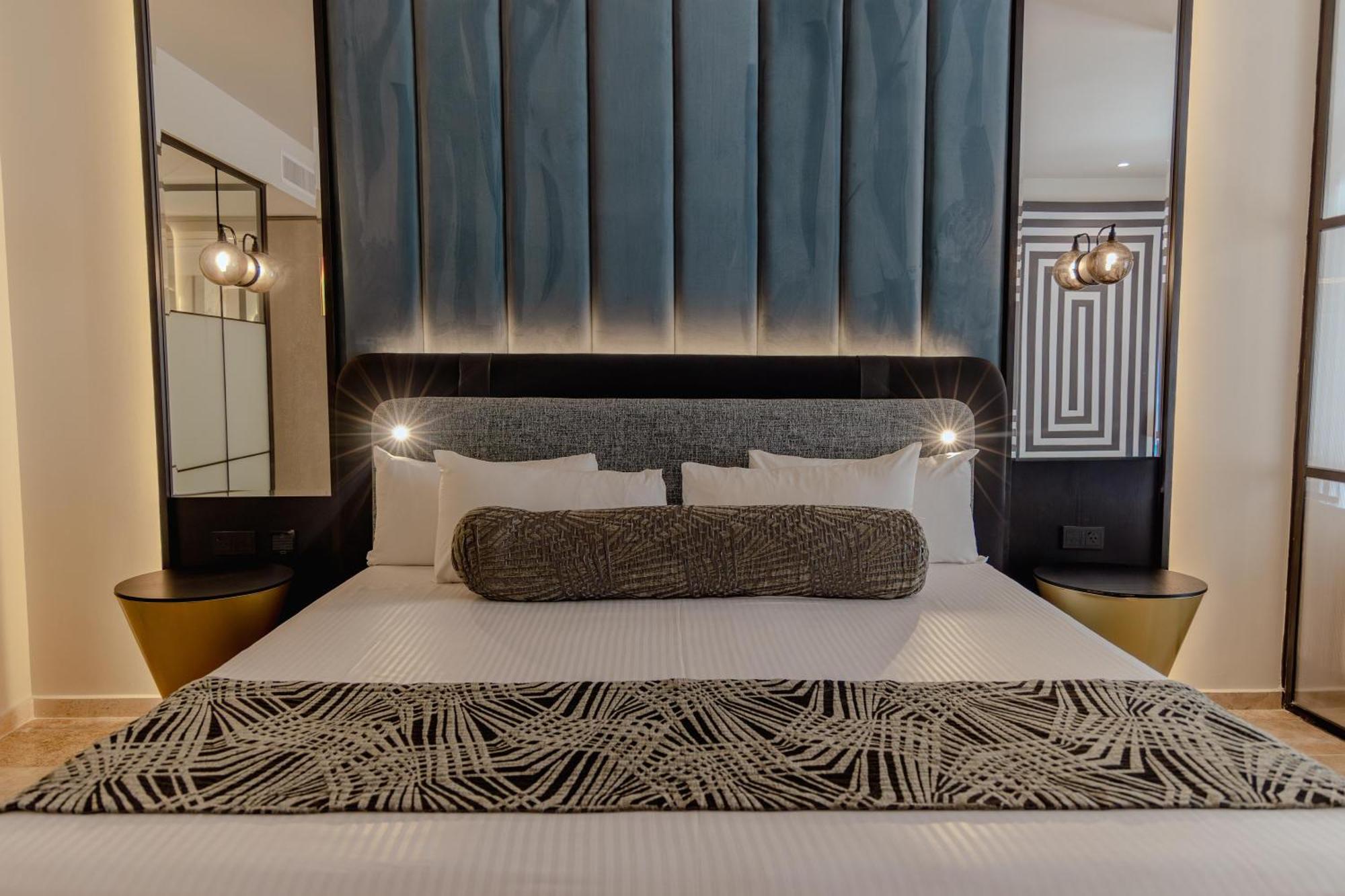 Platinum Suite