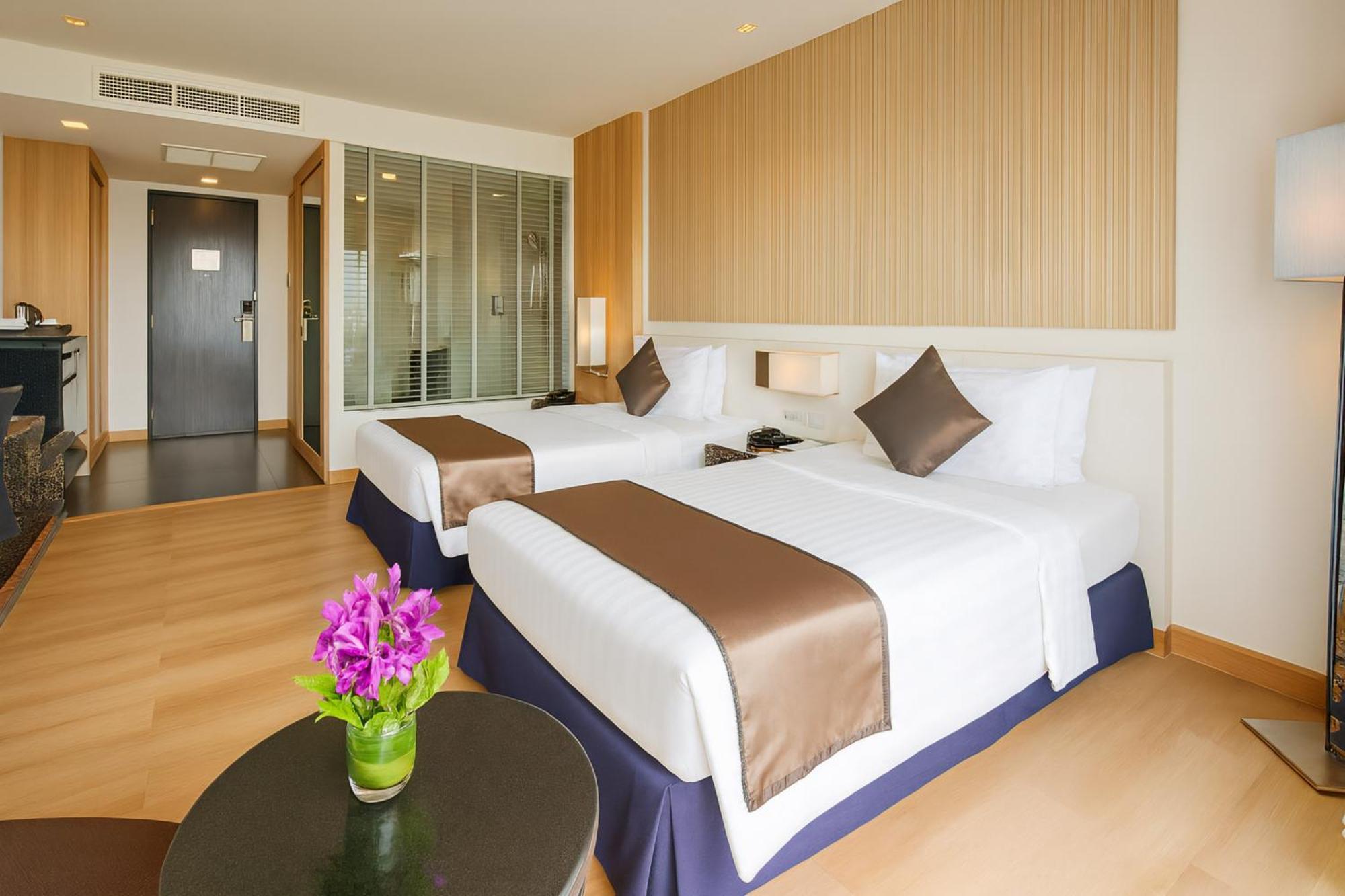 Deluxe Twin Room Balcony