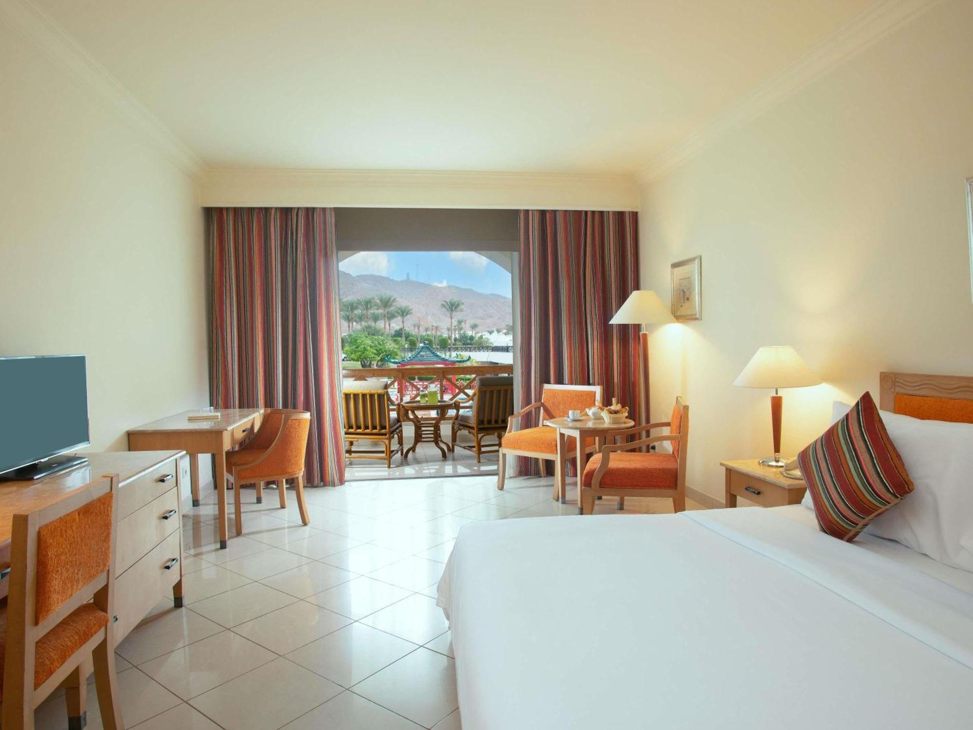 Classic King Room with Sea and Pool View,1730029340:JPEG