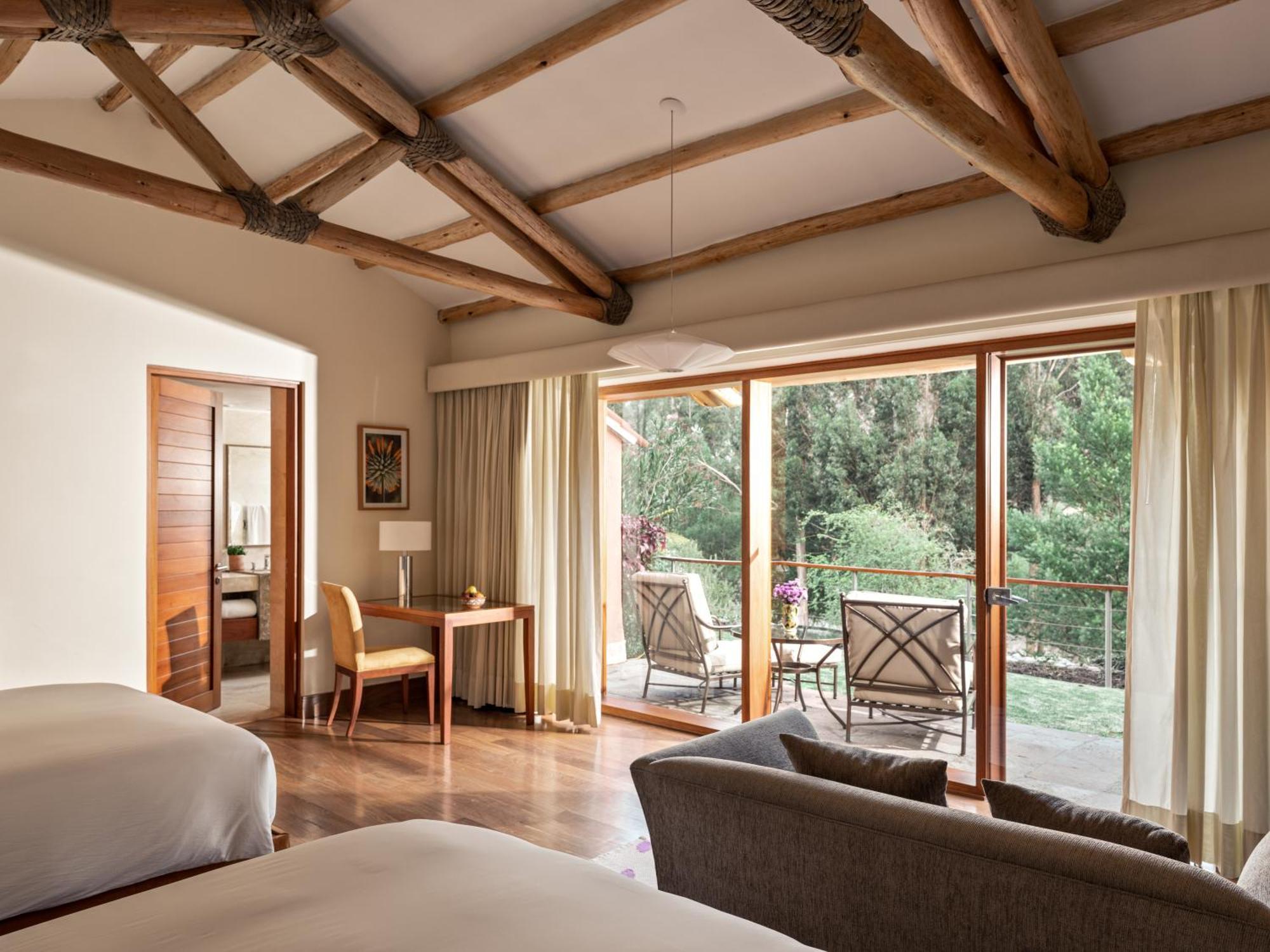 Deluxe Terrace Room 2 twins