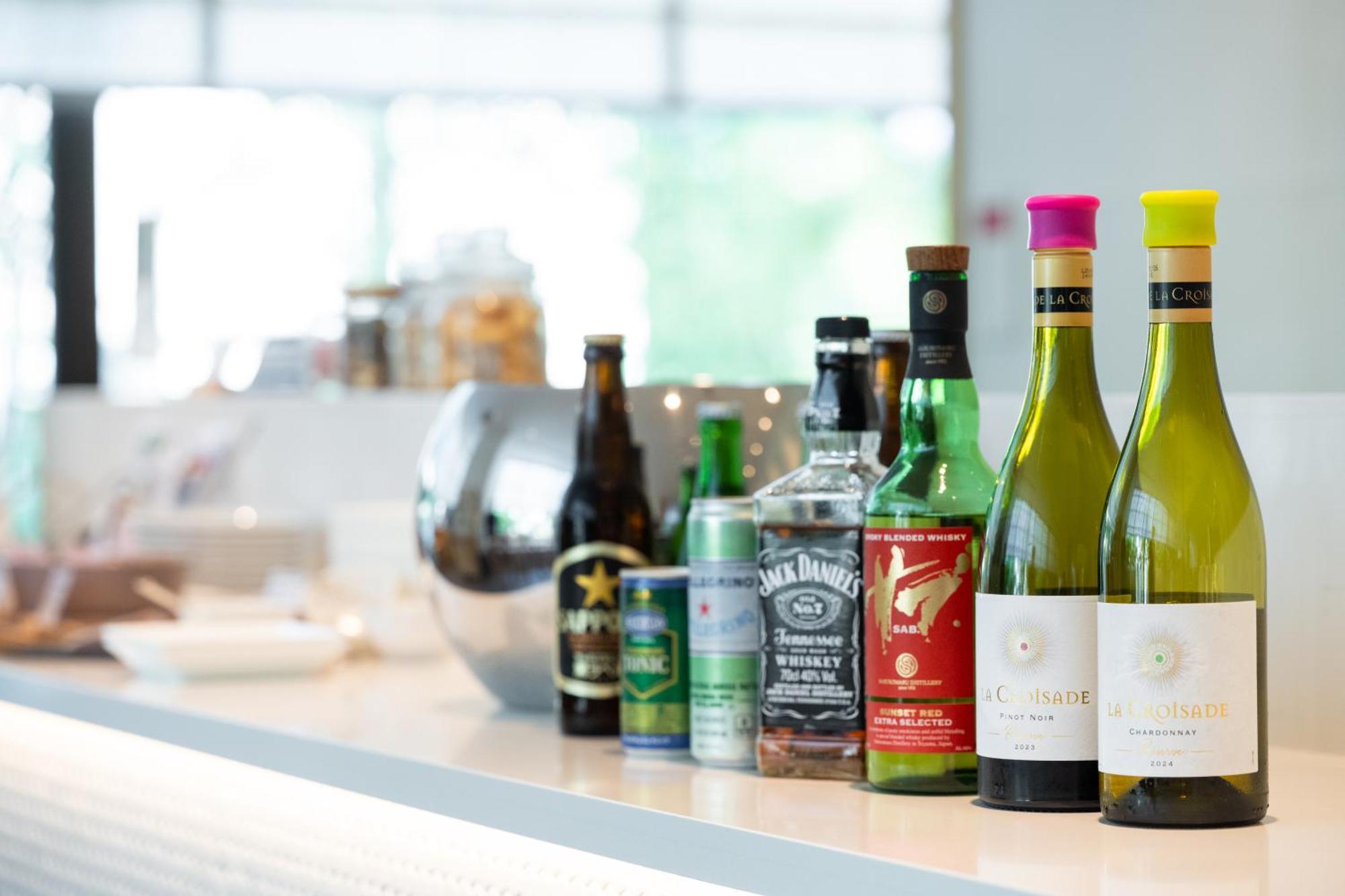 Superior Single Room access to Club Lounge Non-Smoking Luxury floor