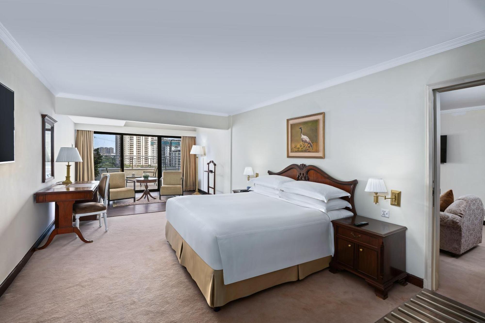 Panorama Suite Executive lounge access 1 Bedroom Suite
