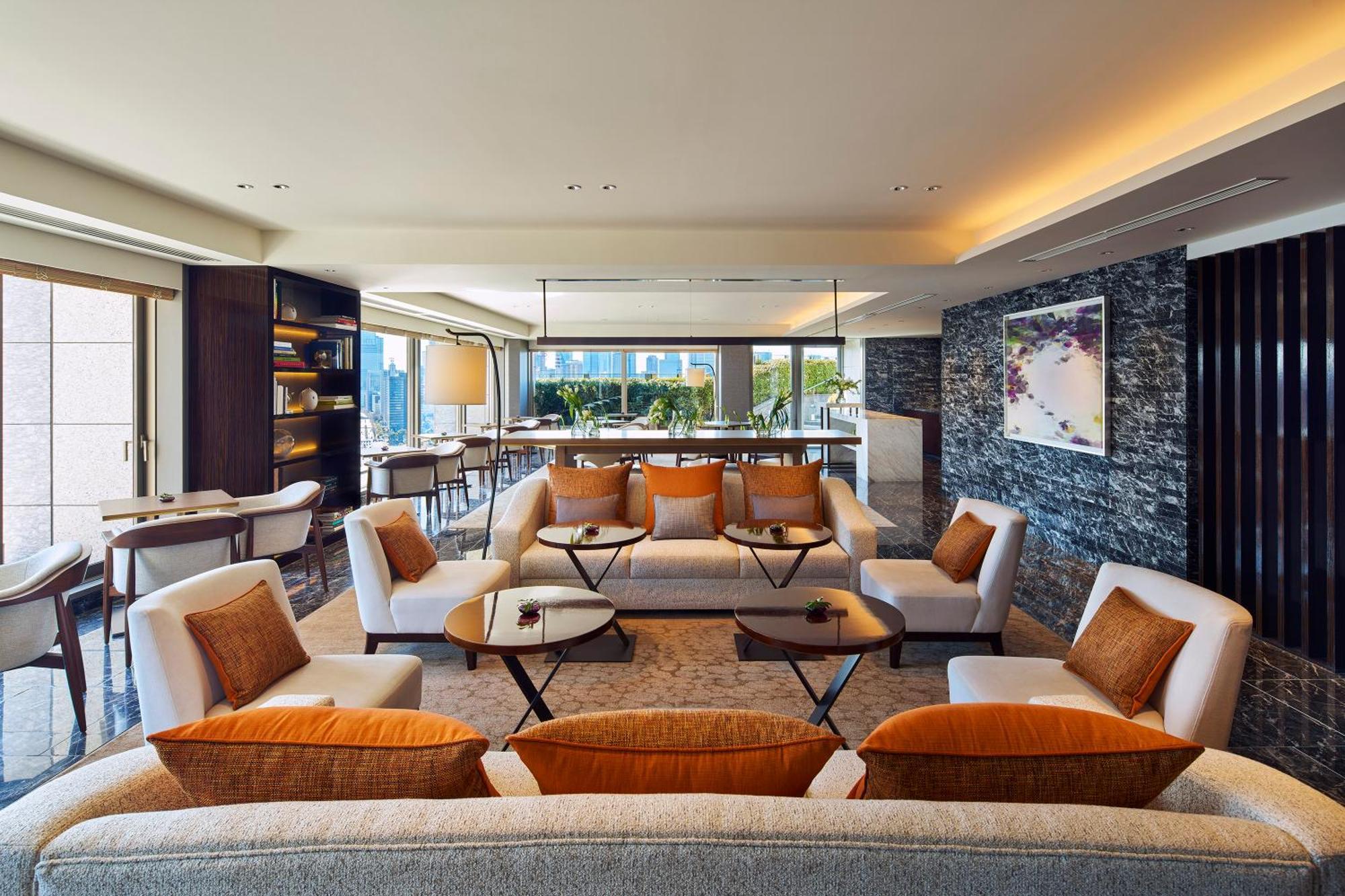 Club Deluxe King Room