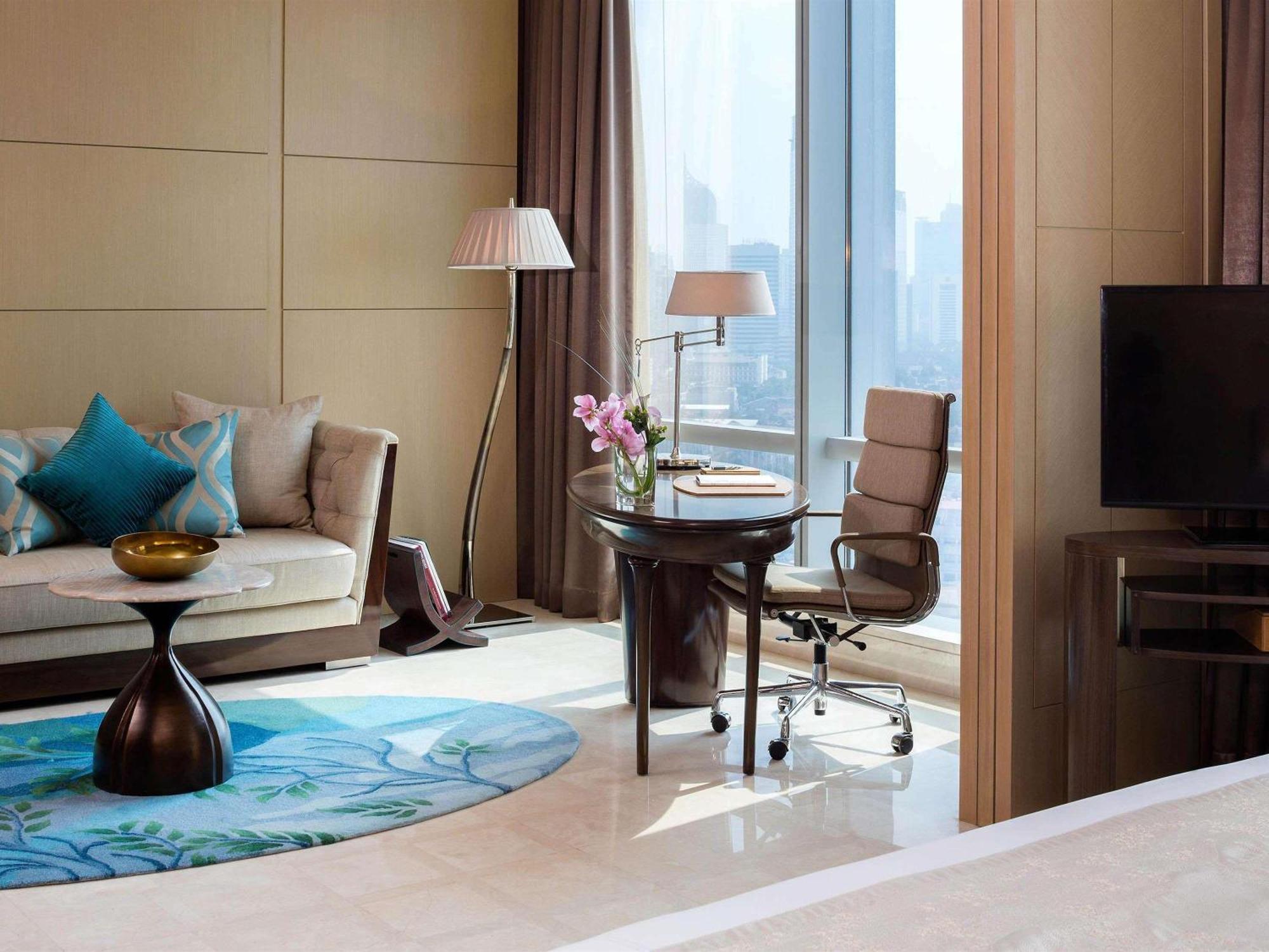Raffles King Room,1731447329:JPEG