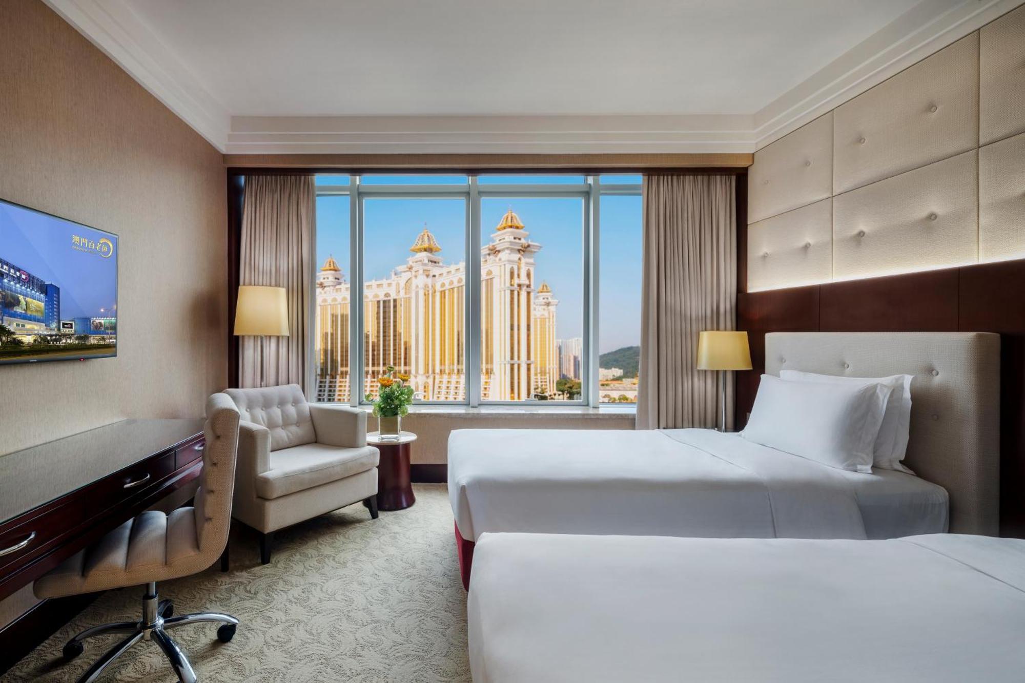 Broadway Twin Room