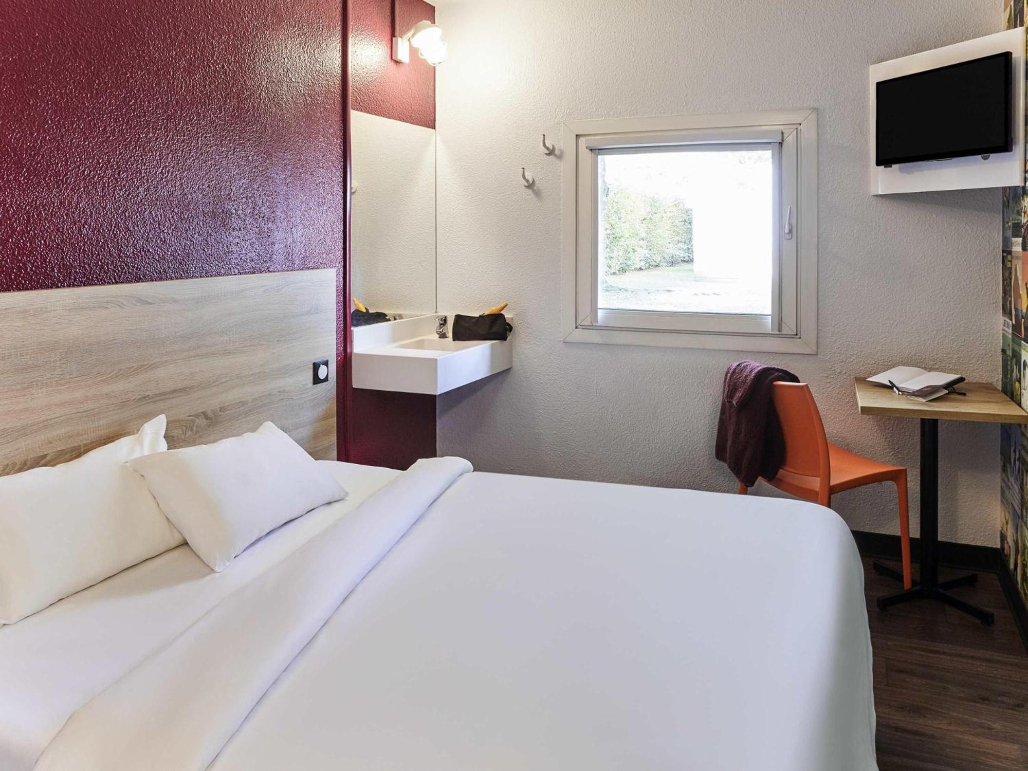 Tandem room up to 2 guests