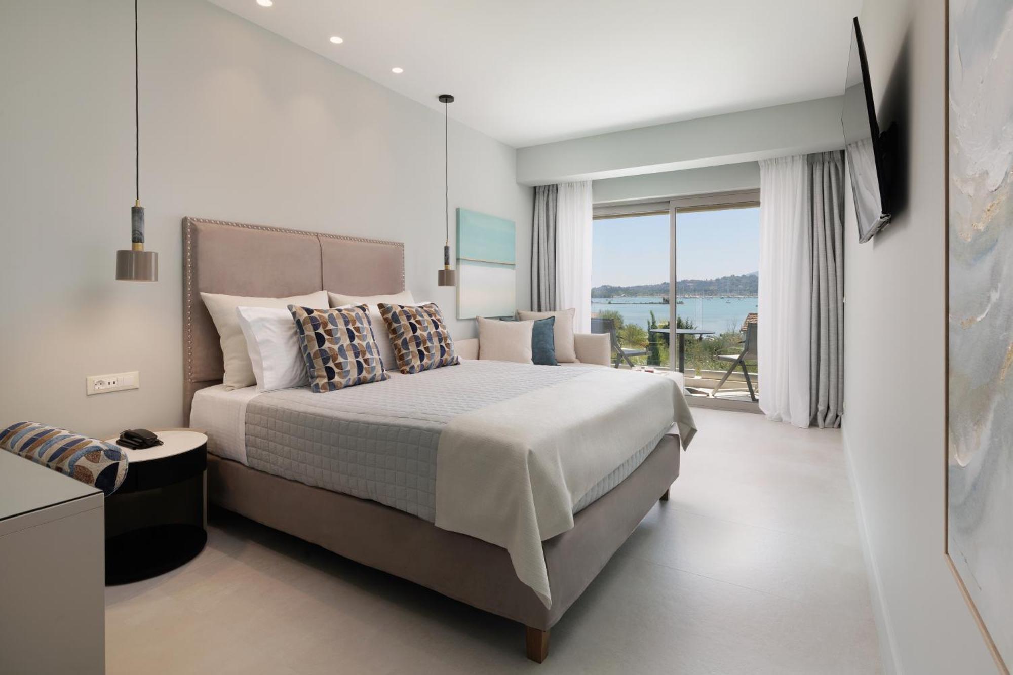 Deluxe Double or Twin Room Sea View