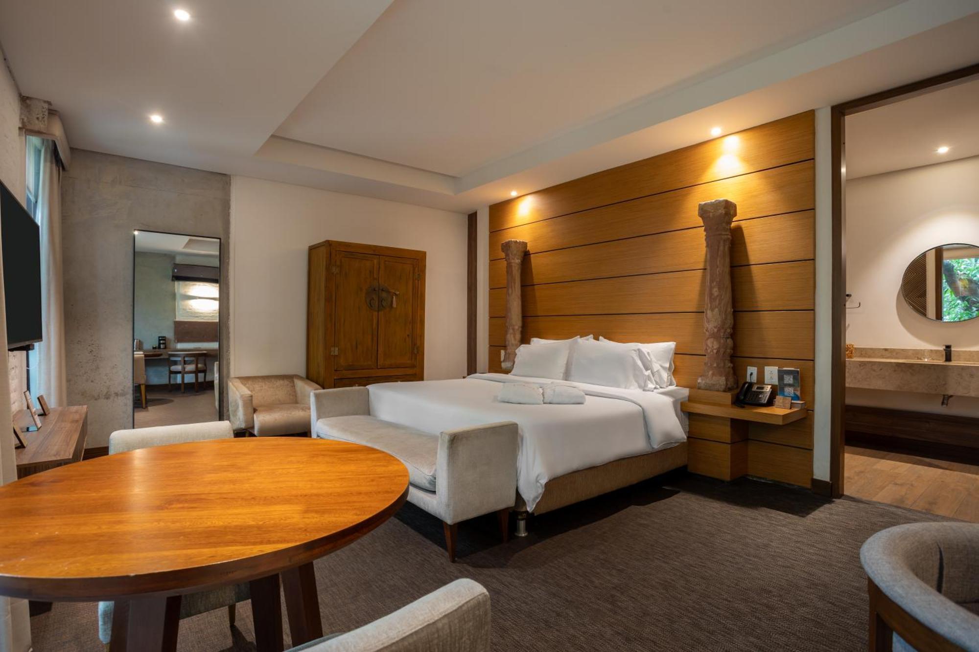 Standard Suite