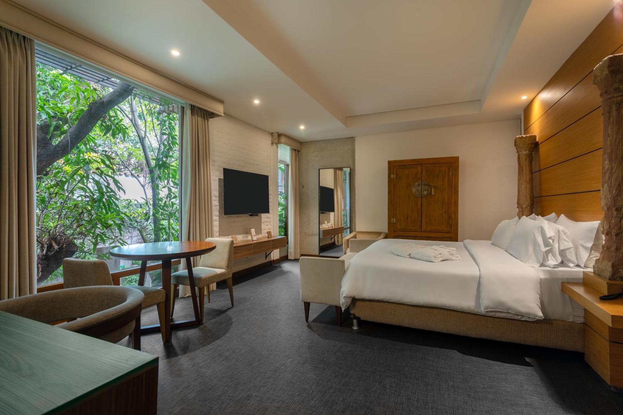 Standard Suite