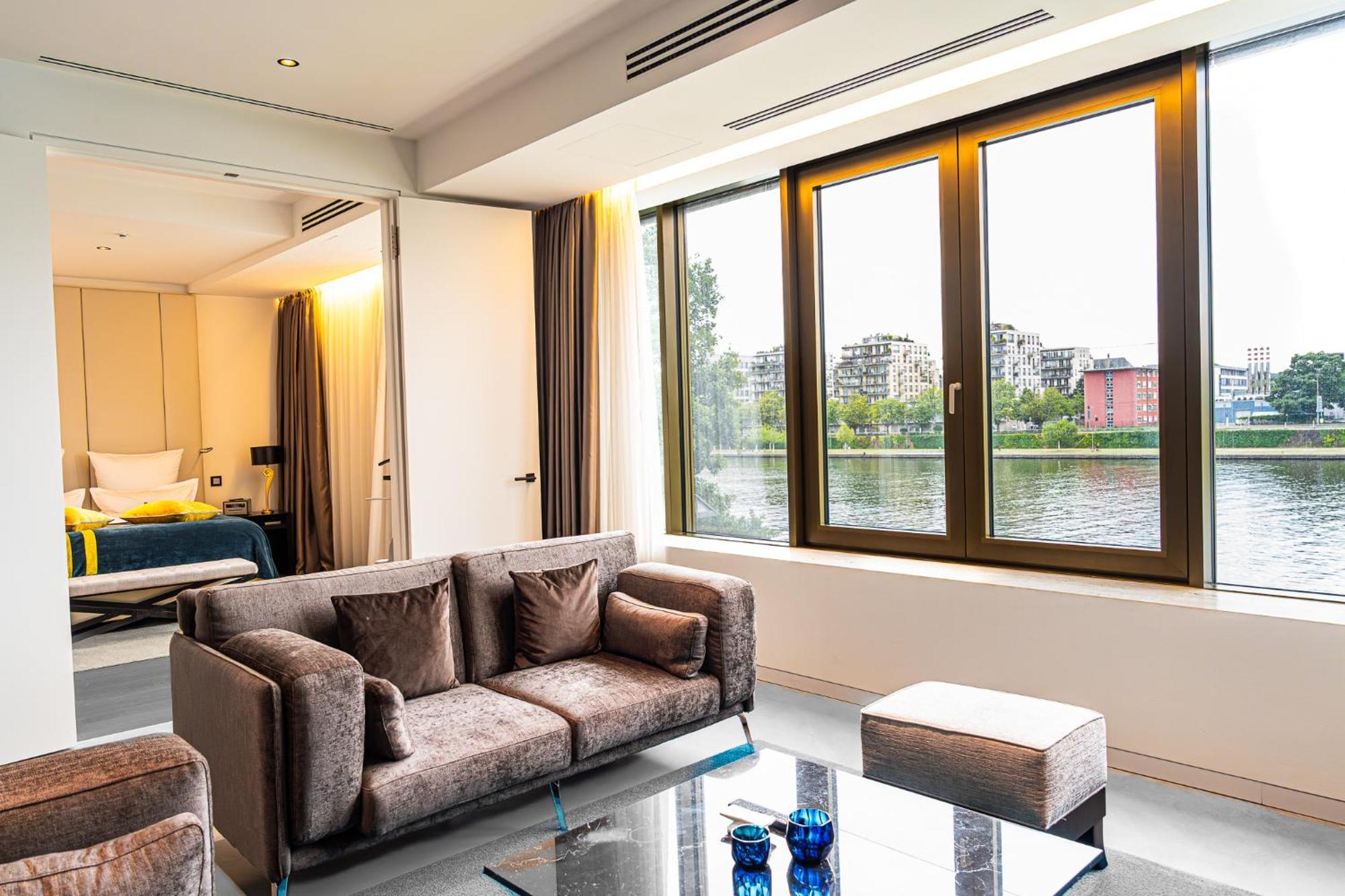 Suite River View,1735392788:JPEG