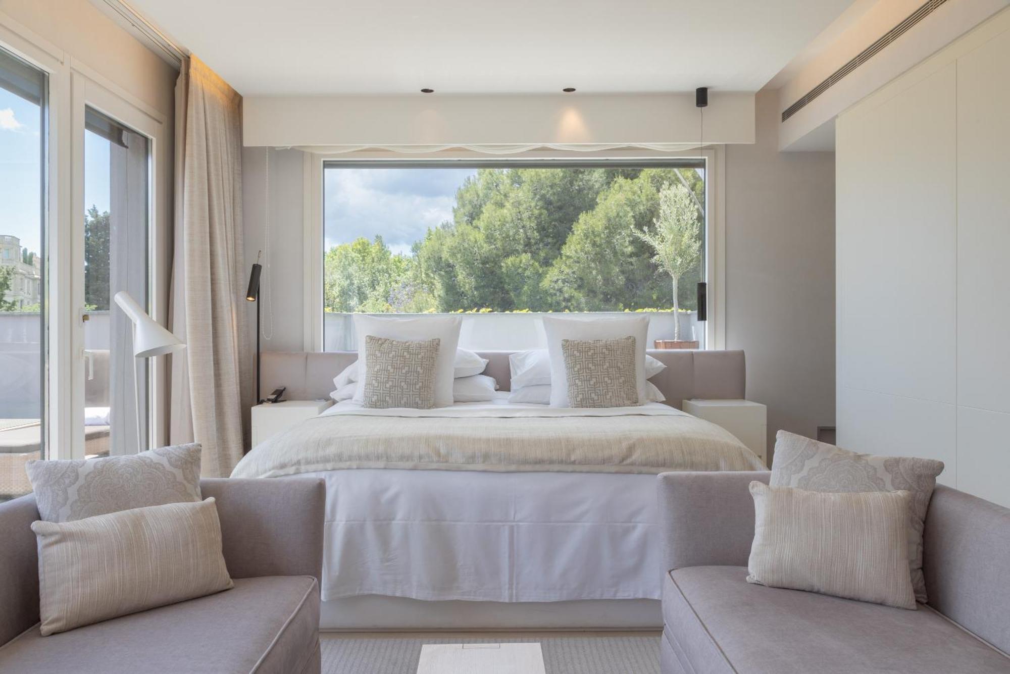 Penthouse Private Jacuzzi Terrace Spa Access