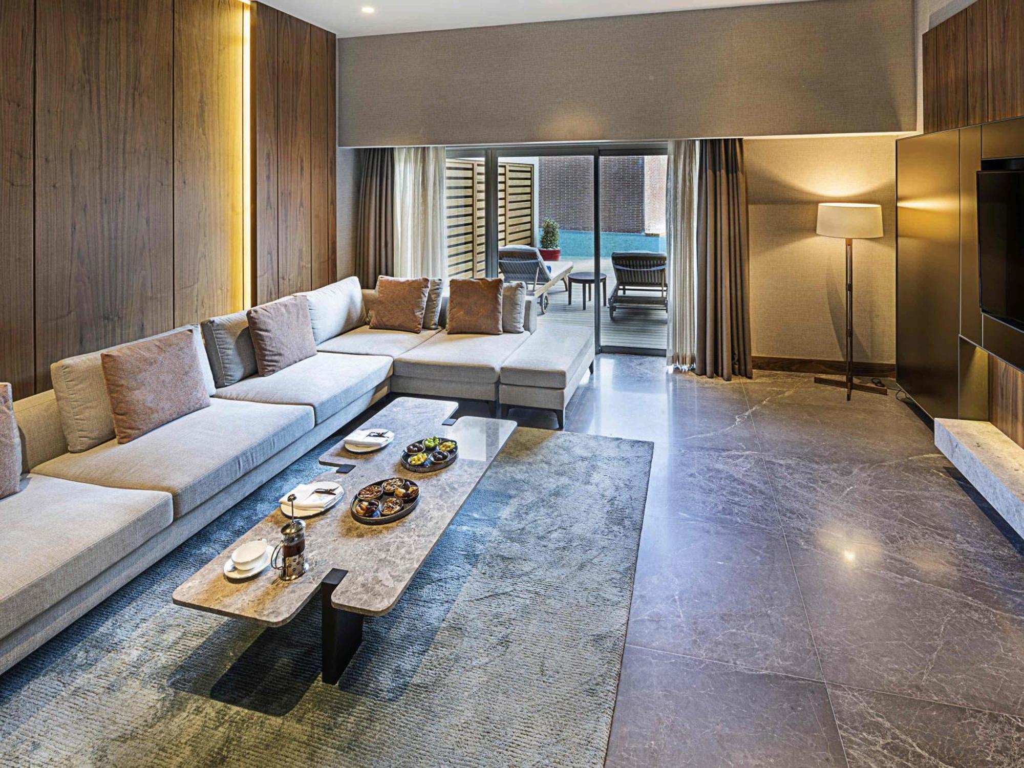 Executive Villa,1742644234:JPEG