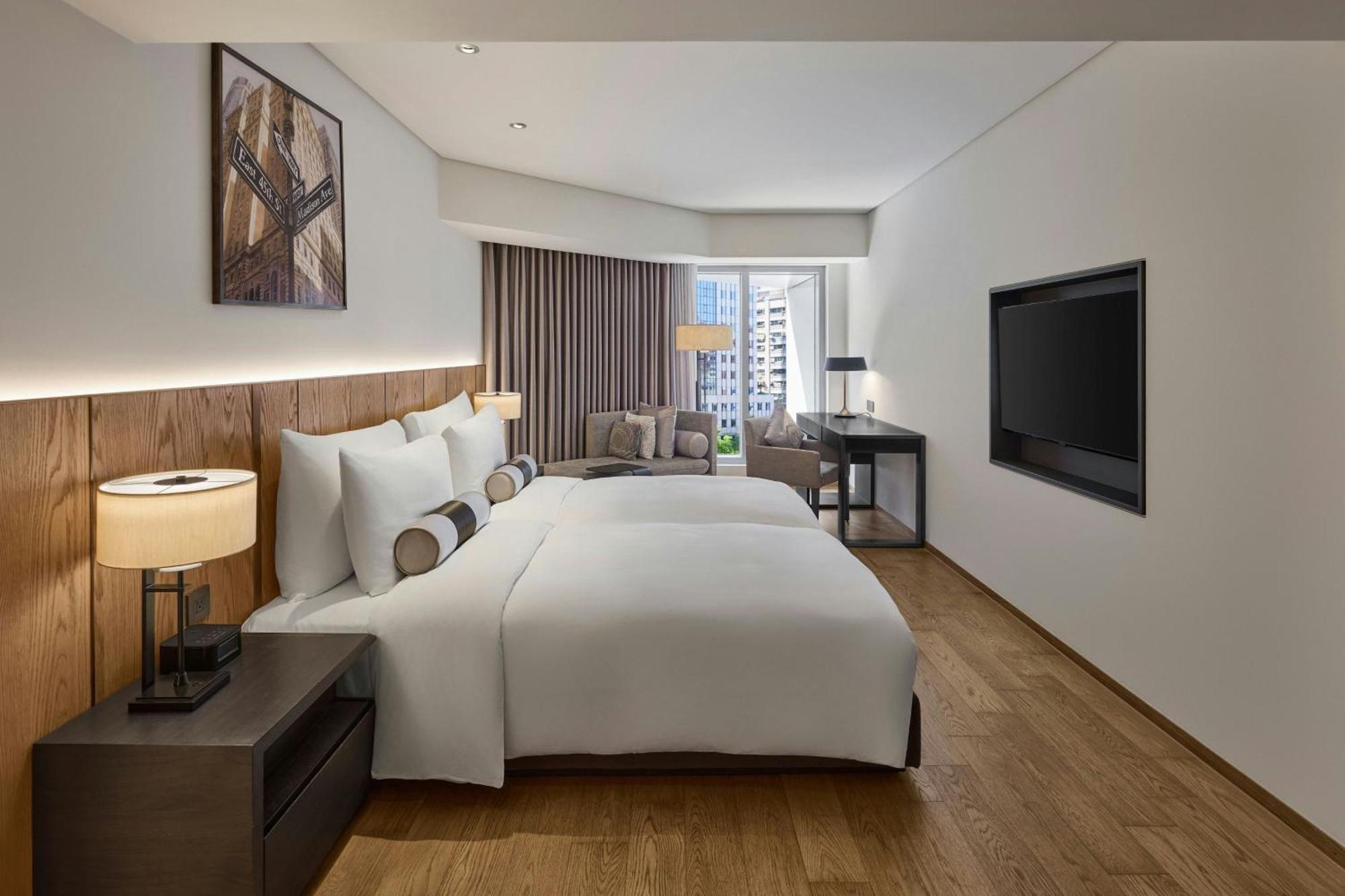 Classic Room with City View