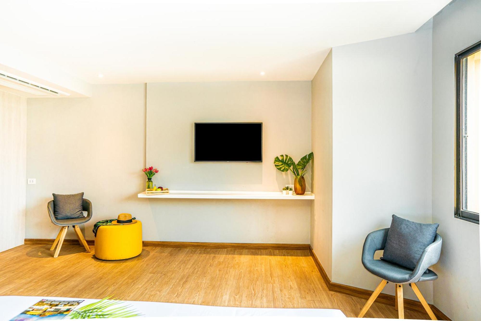 Standard Twin Room