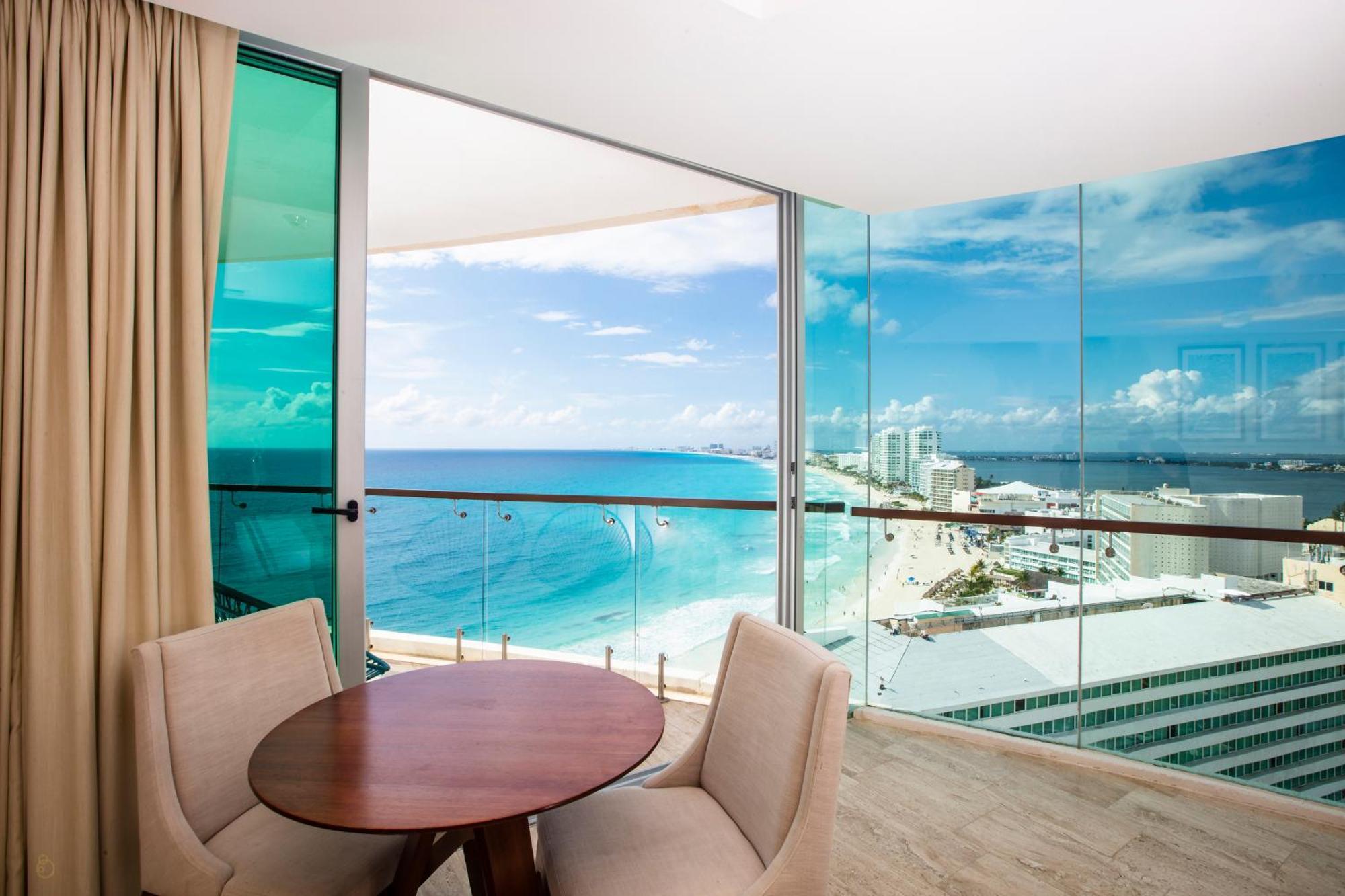 Altitude Corner Suite Partial Ocean View
