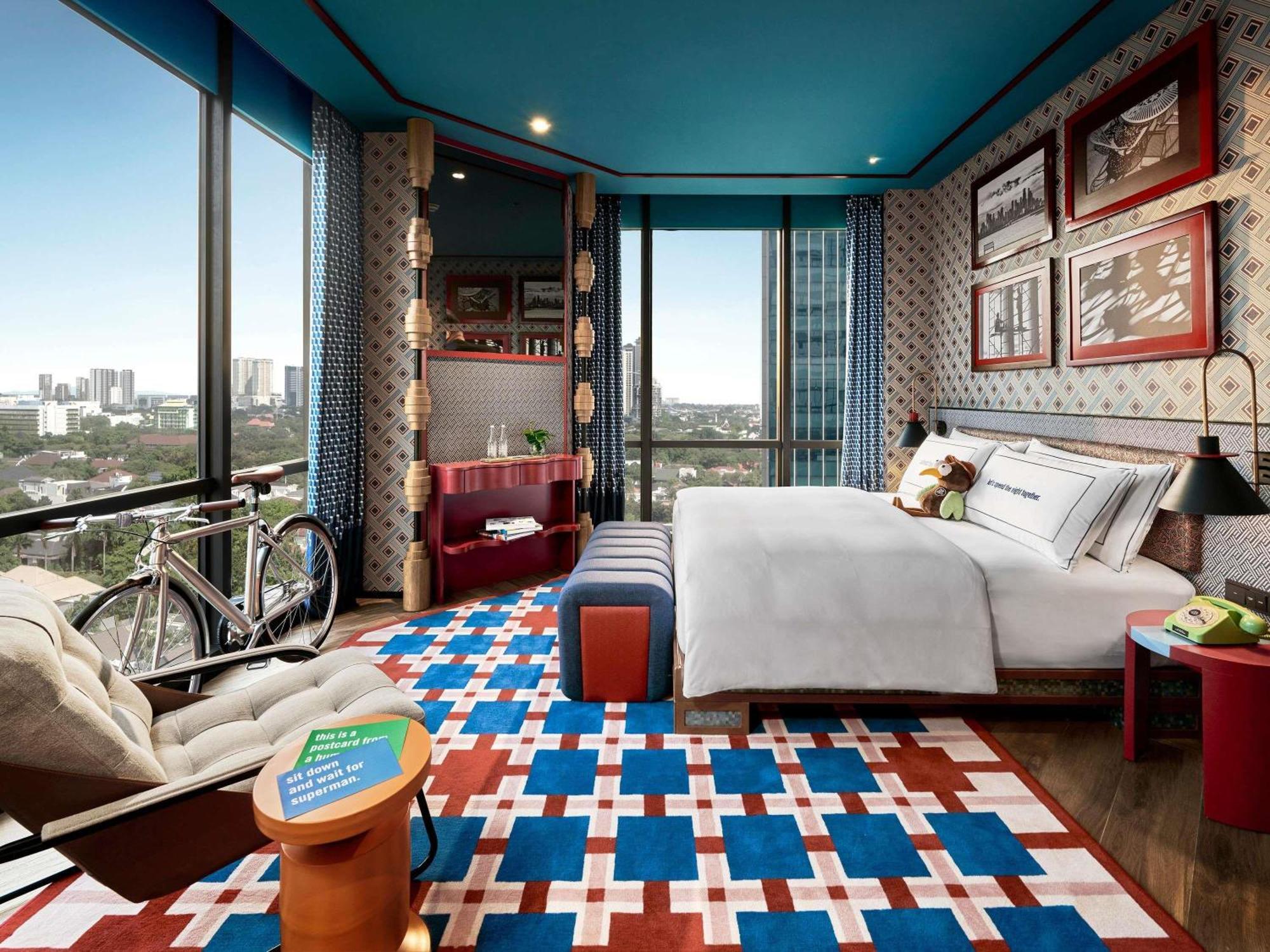 King Room with Extra Large King Bed,1739718226:JPEG