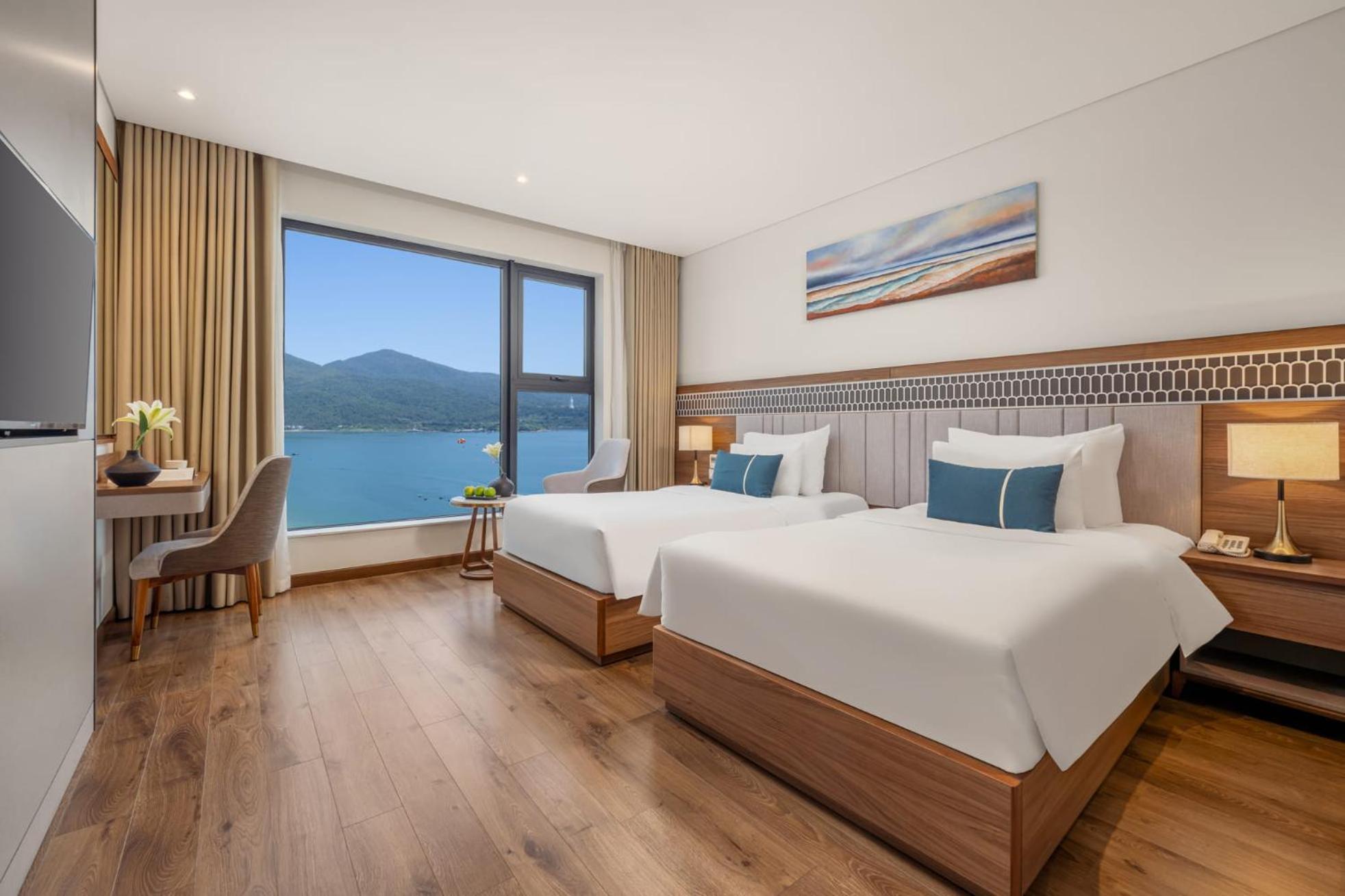 Deluxe Twin Room Ocean View Afternoon Tea