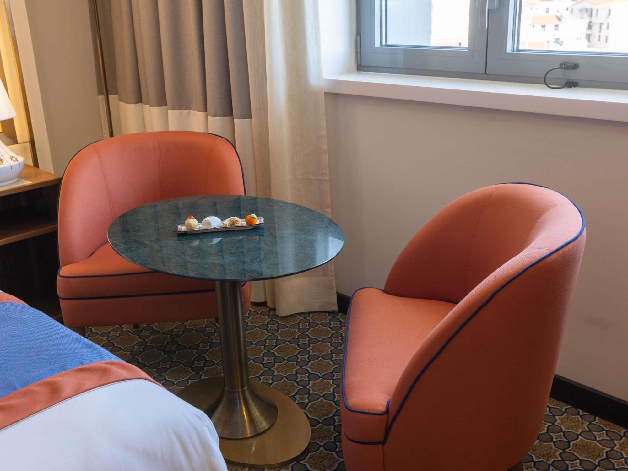 Classic King Room - City Side,1739849286:JPEG