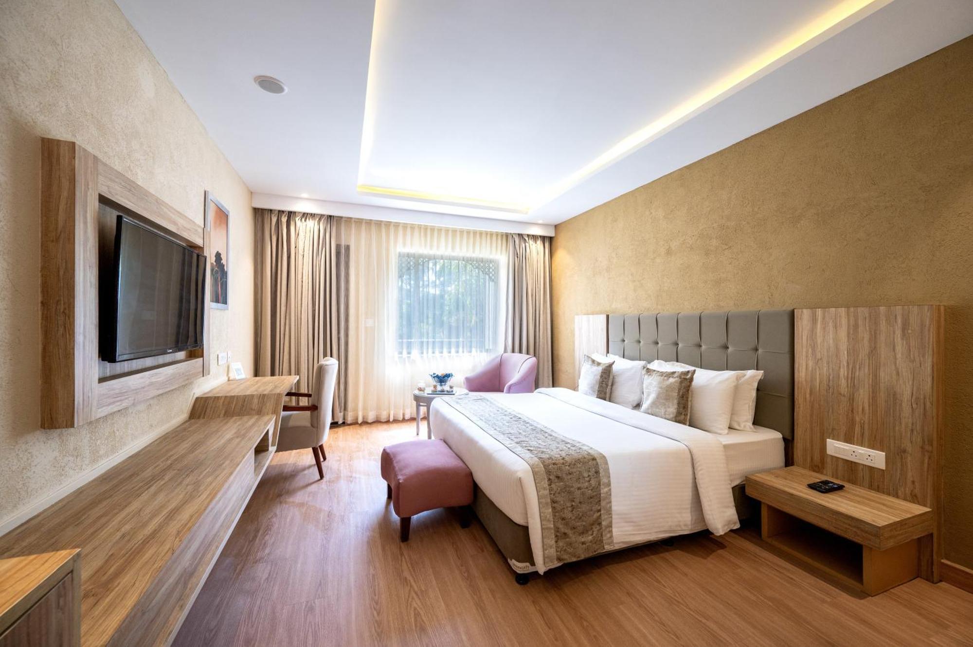 Standard King Room (Enjoy 20% off on Food and Beverage, Guaranteed Early Checkin and Late Checkout),1740064321:JPEG