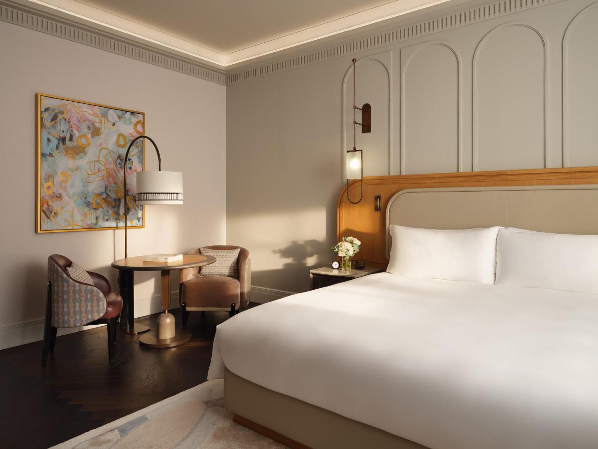 Superior King Room