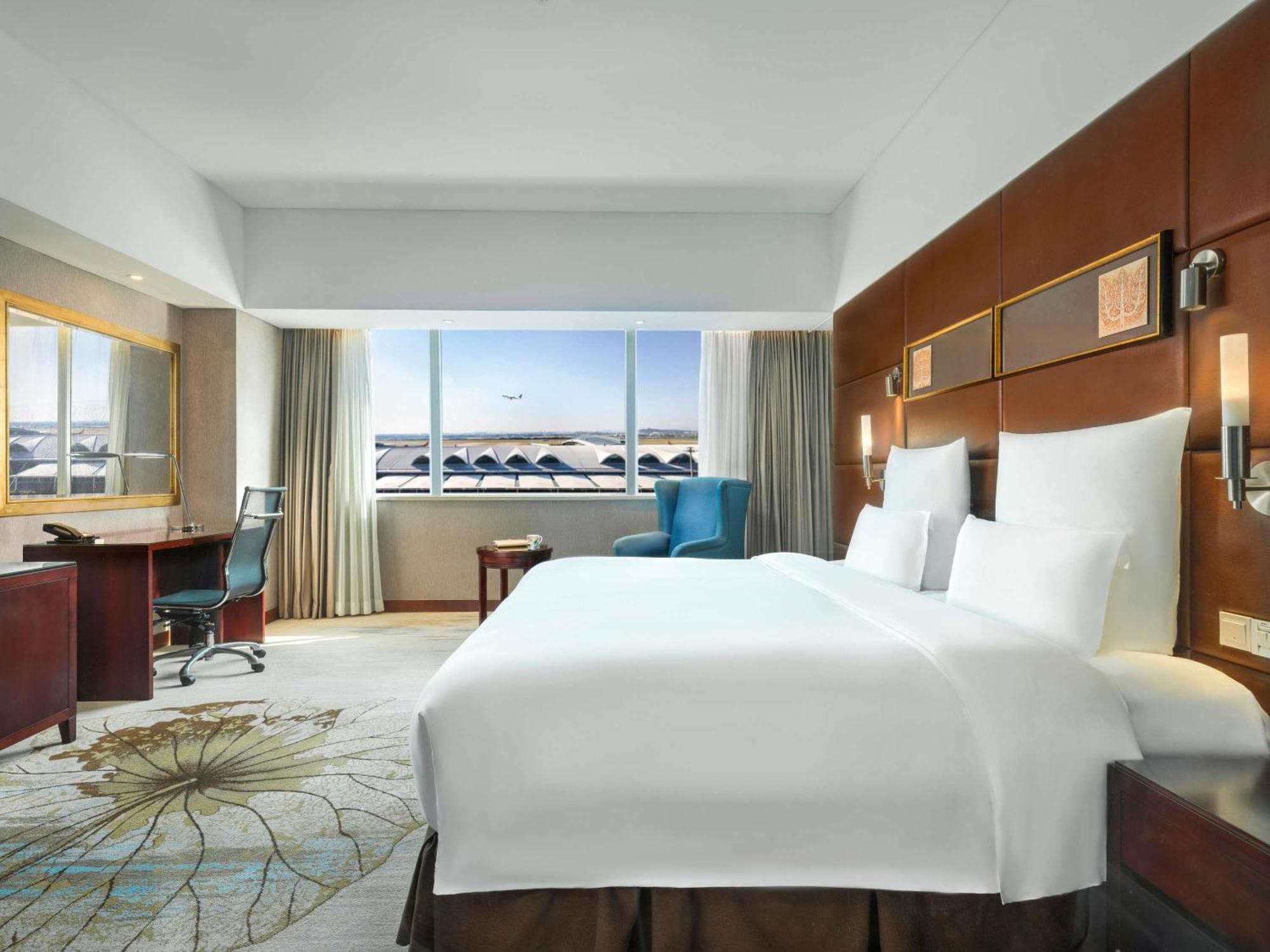 Deluxe King Room View,1742624046:JPEG