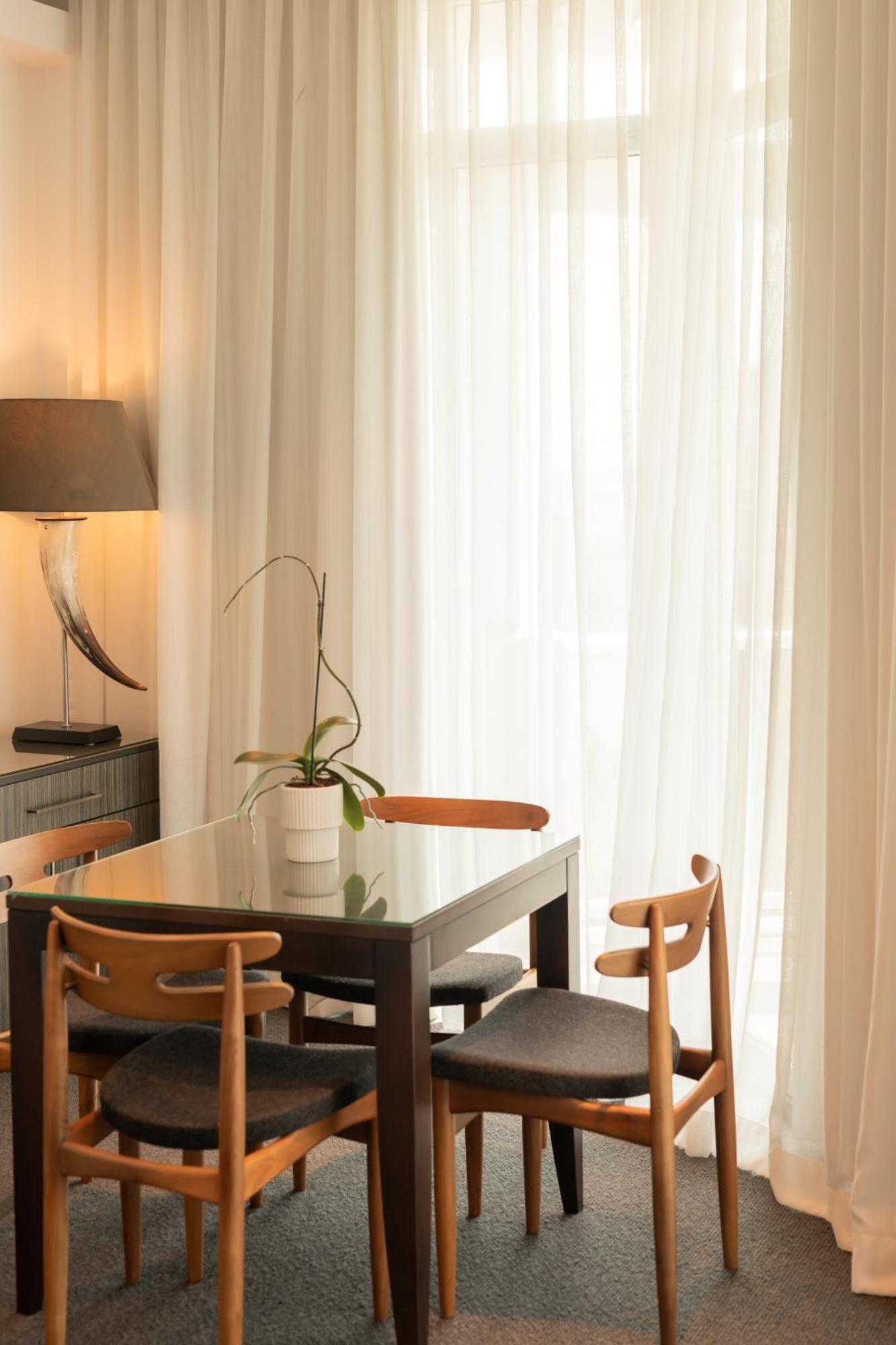 Altitude Suite