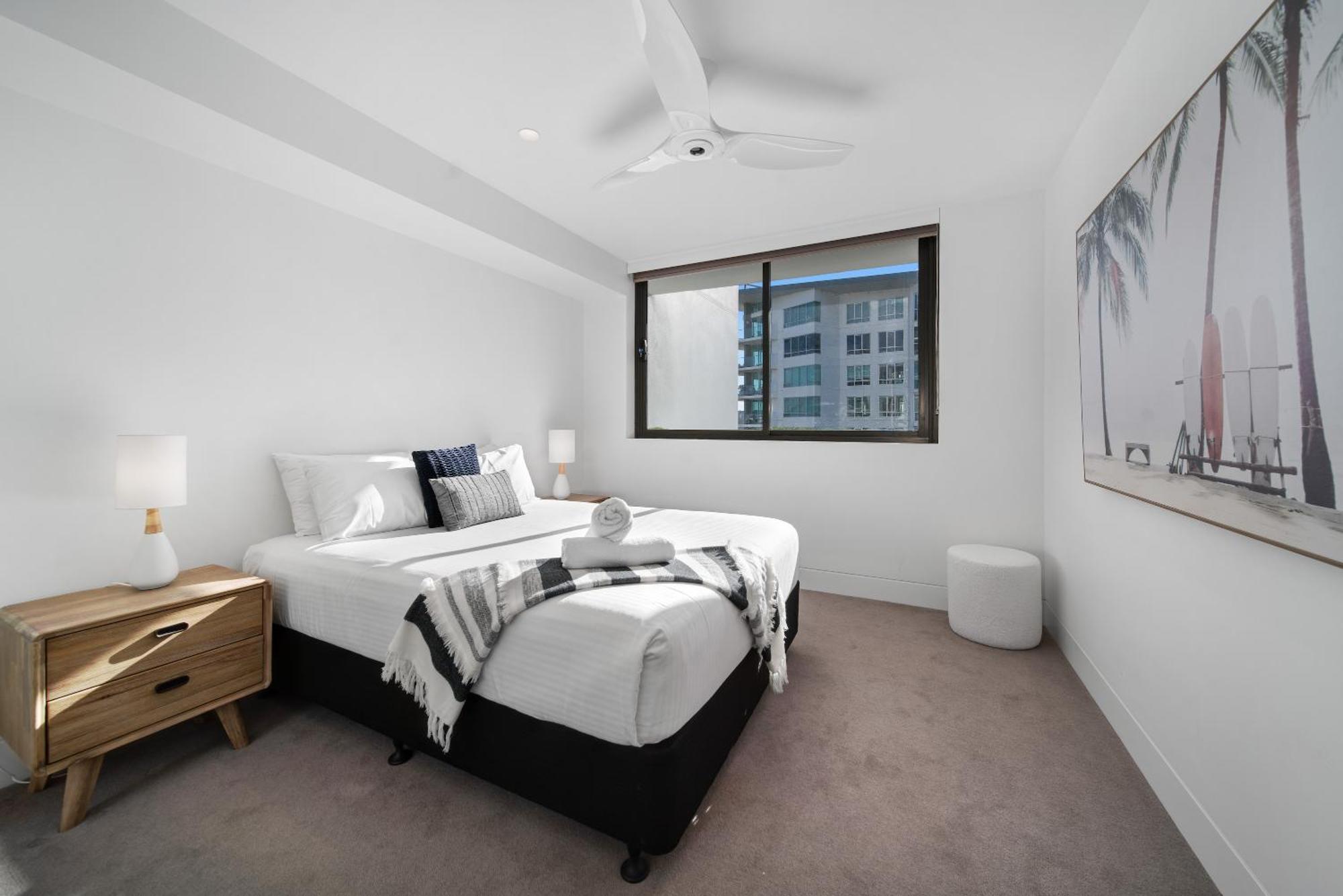 Three-Bedroom Deluxe Apartment