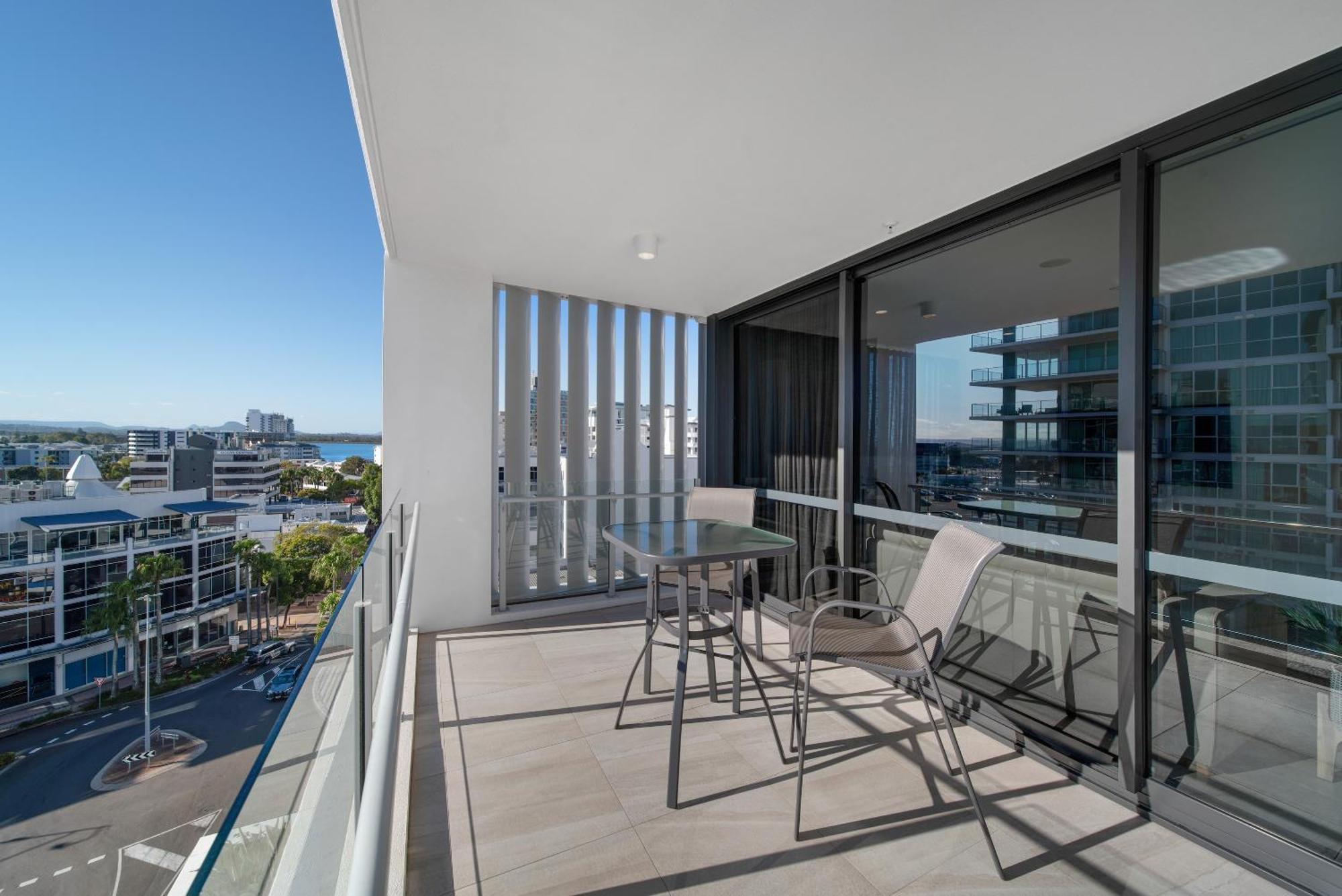 Three-Bedroom Deluxe Apartment