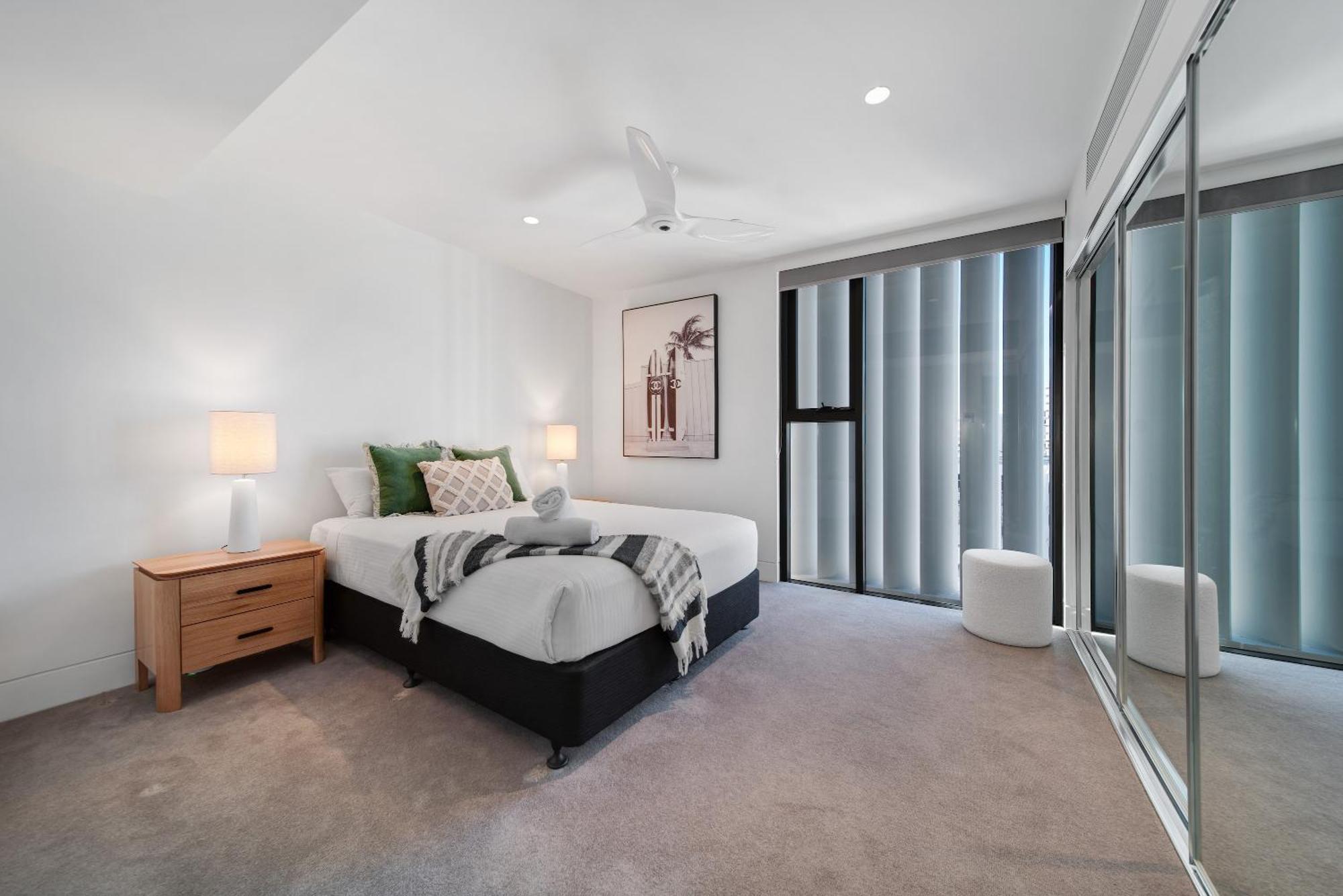 Three-Bedroom Deluxe Apartment