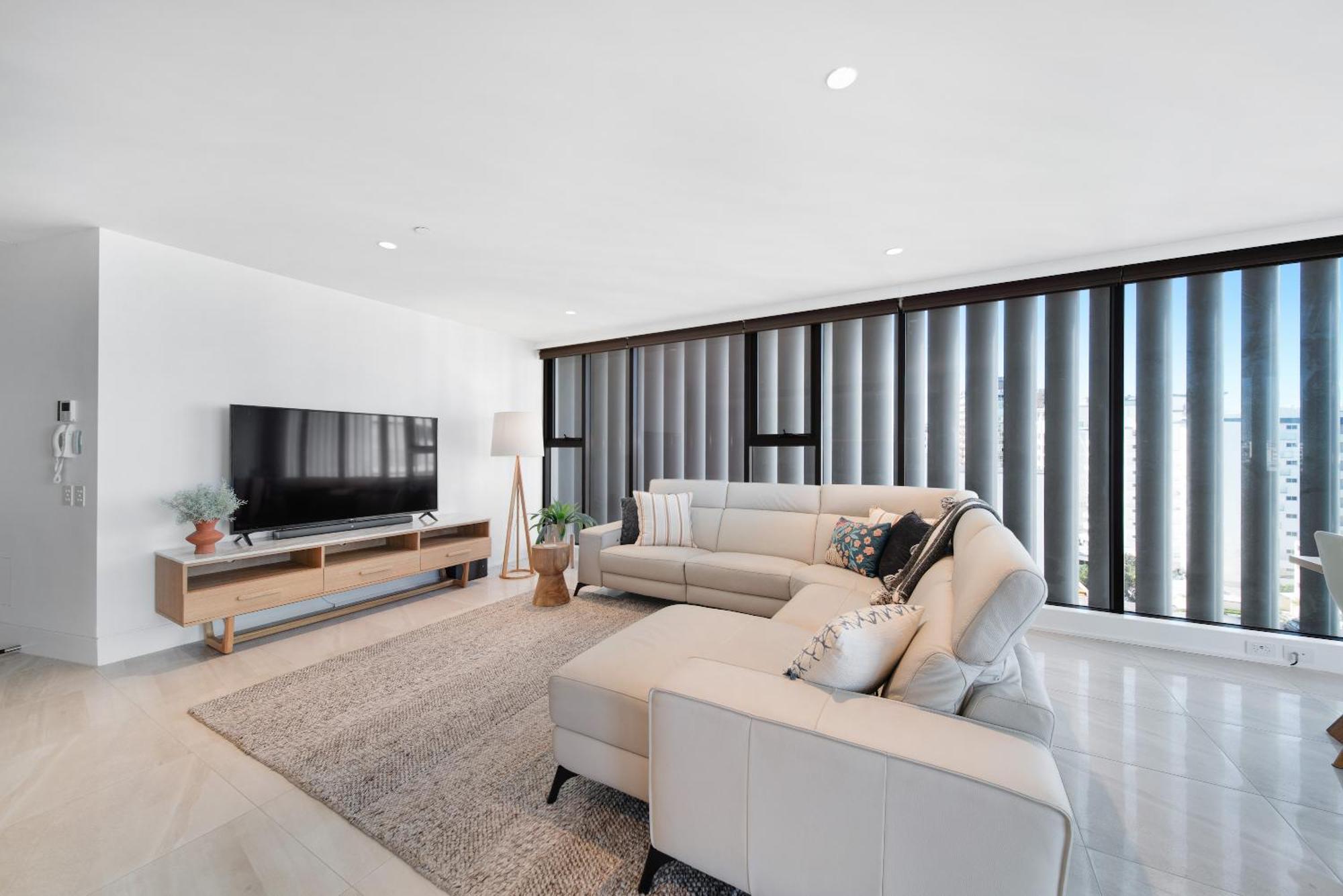 Three-Bedroom Deluxe Apartment
