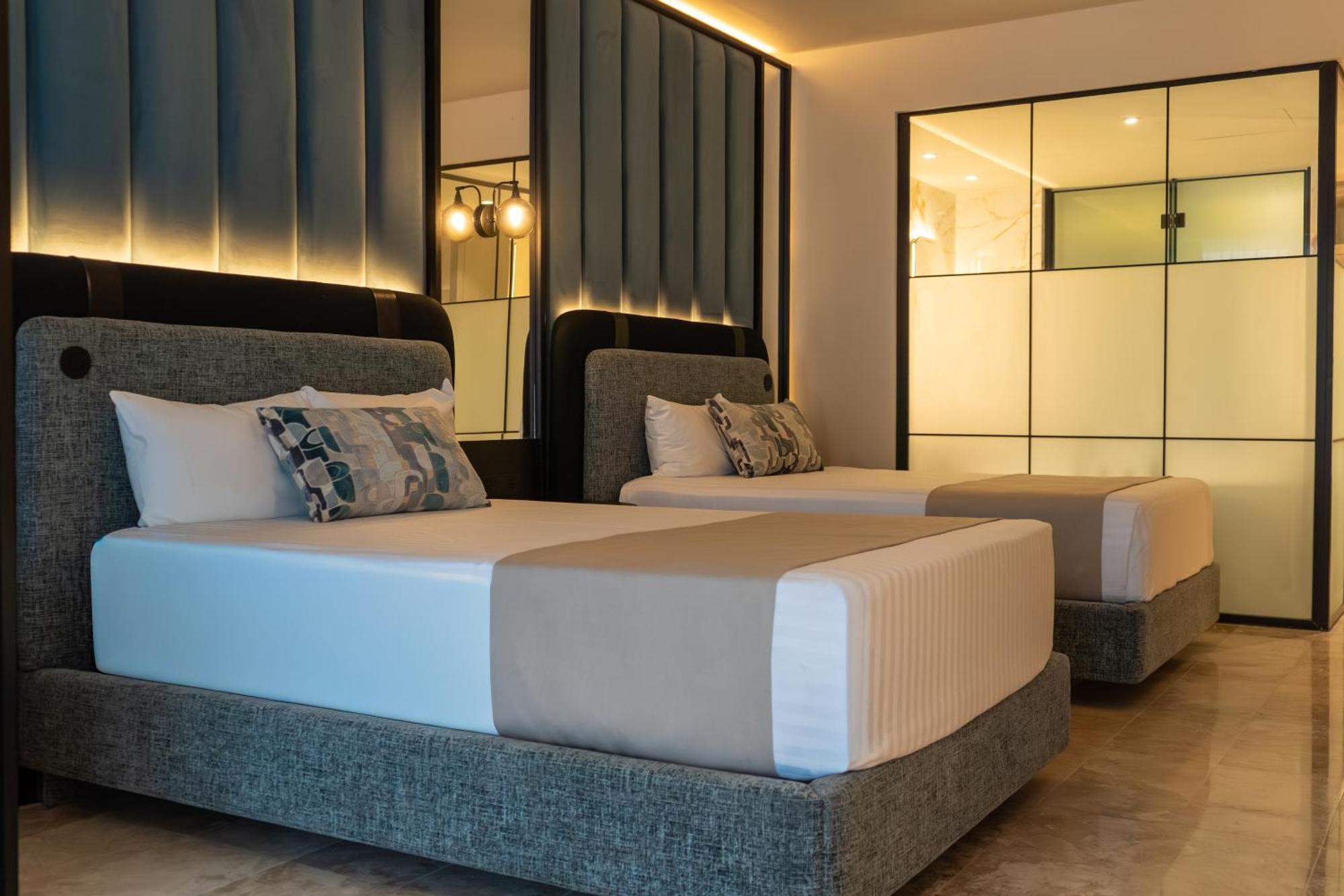 Platinum Suite