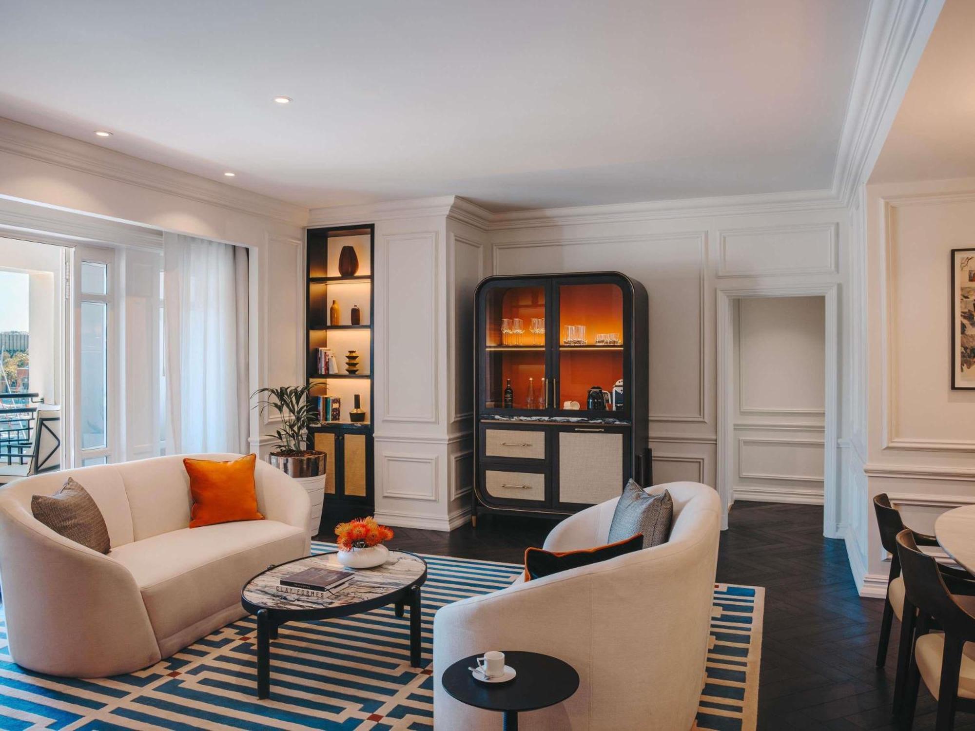 Penthouse Suite,1742669036:JPEG