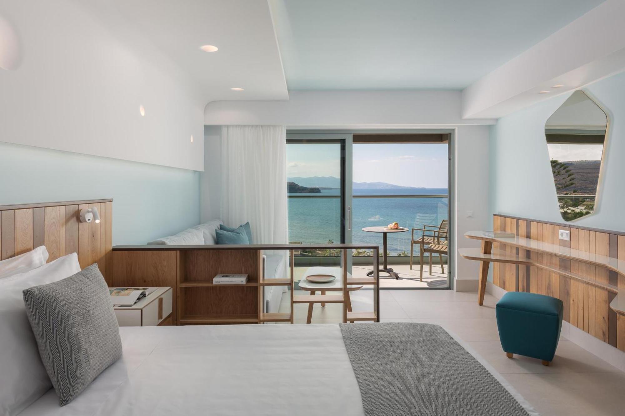 Double or Twin Room Sea View