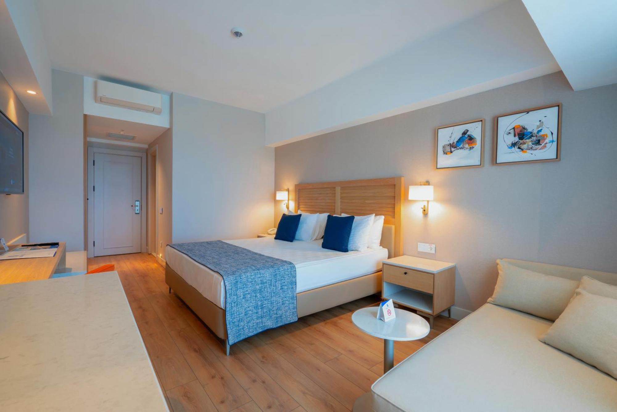 Standard Double Room,1742702883:JPEG