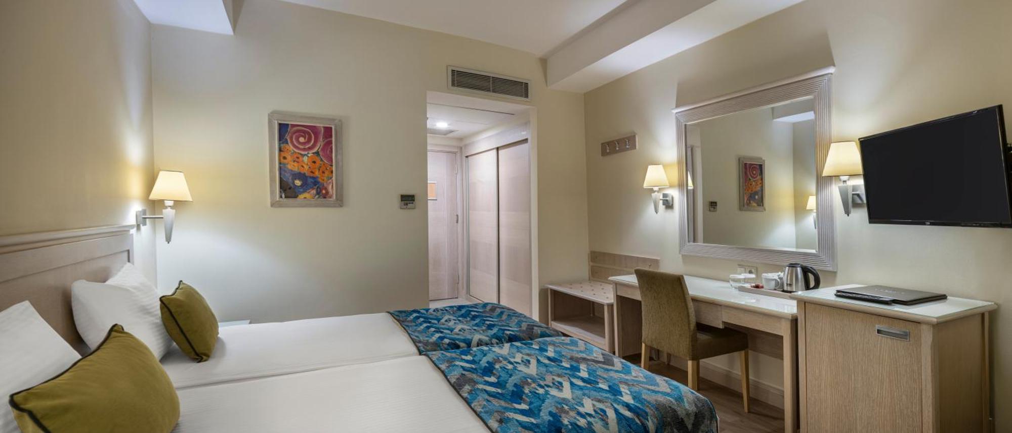 Double or Twin Room Balcony