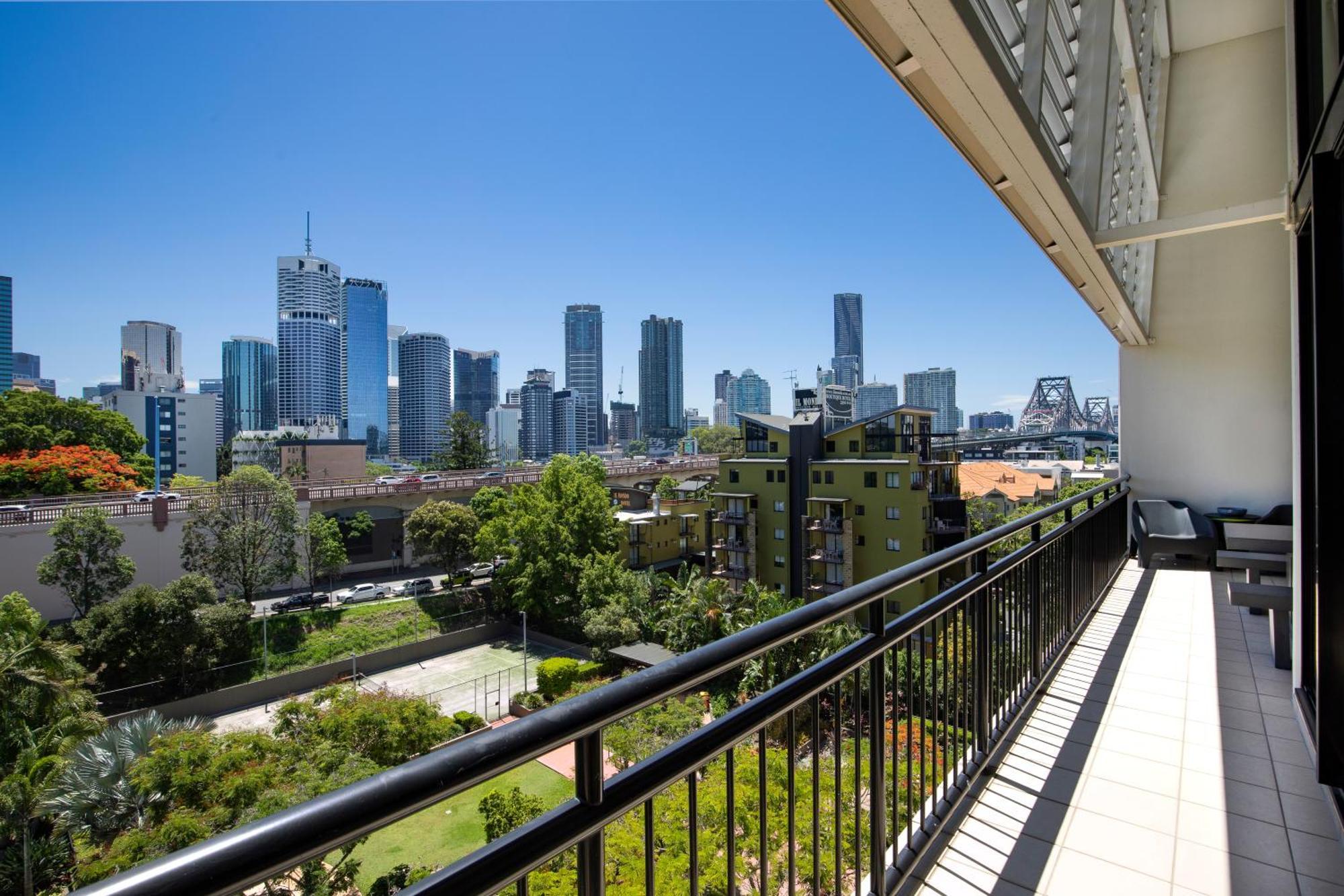 One-Bedroom Penthouse Mezzanine