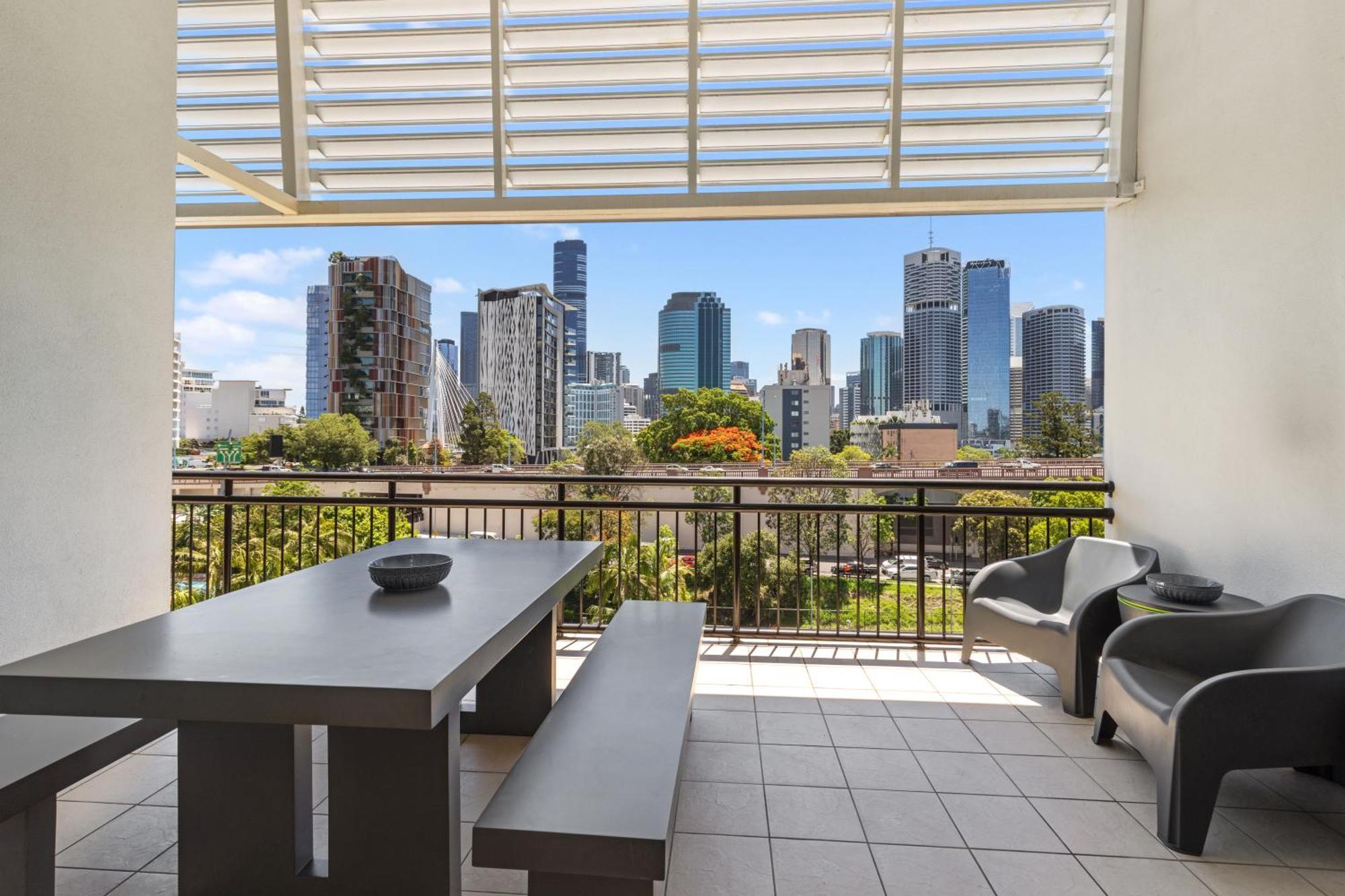 One-Bedroom Penthouse Mezzanine