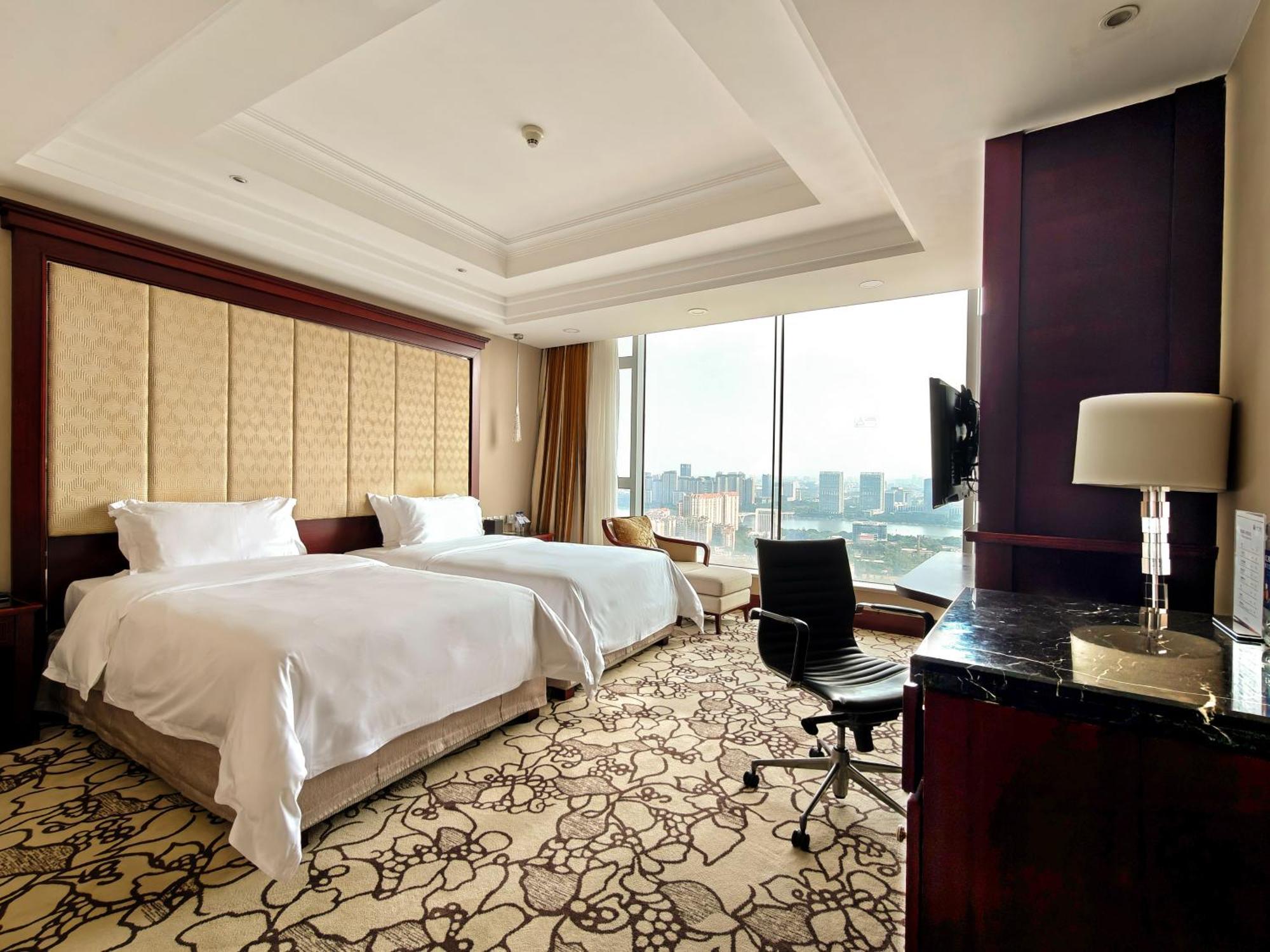 River View Twin Bed Room